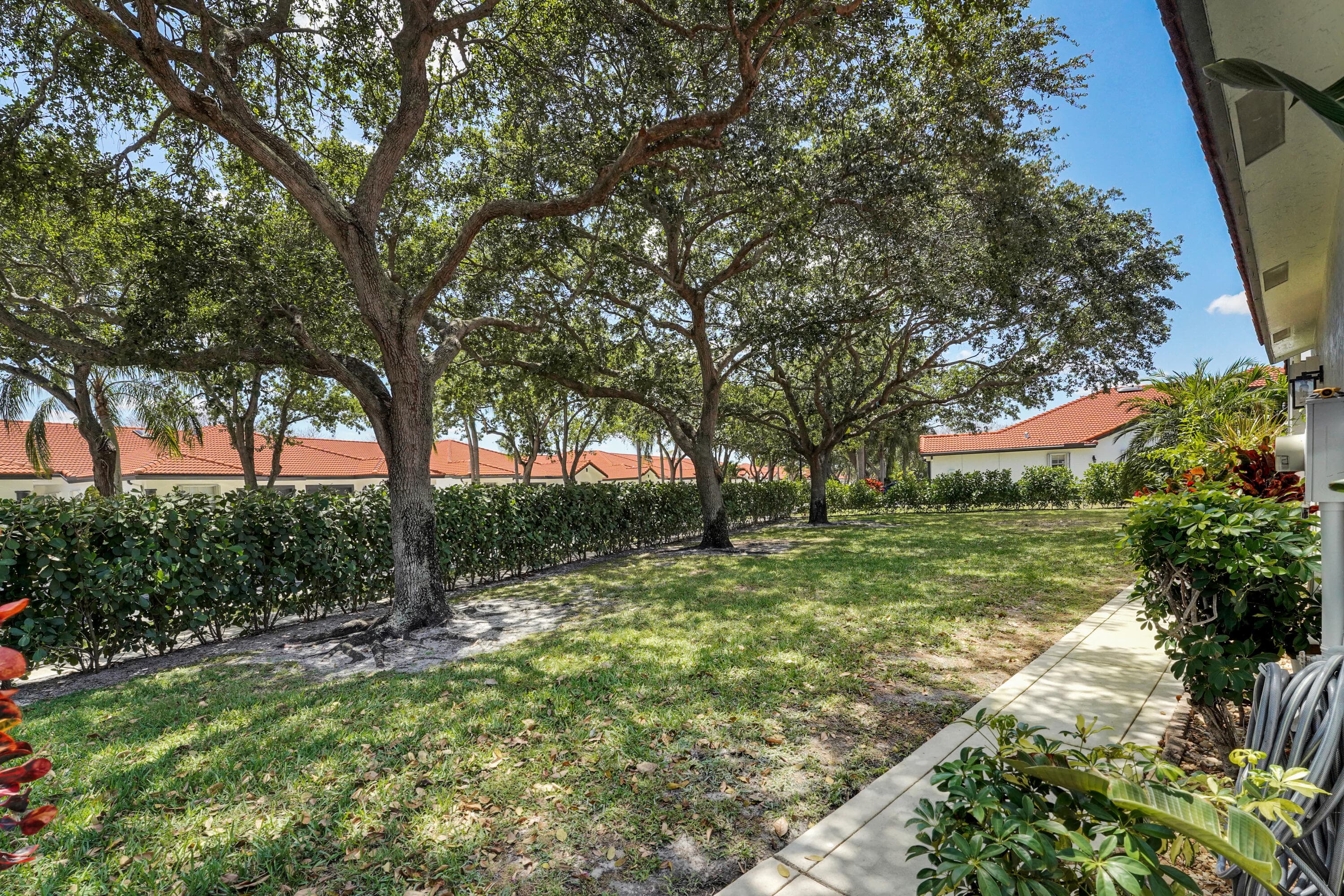 18475 Vía Di Sorrento, Boca Raton, FL 33496 — photo 7 of 63