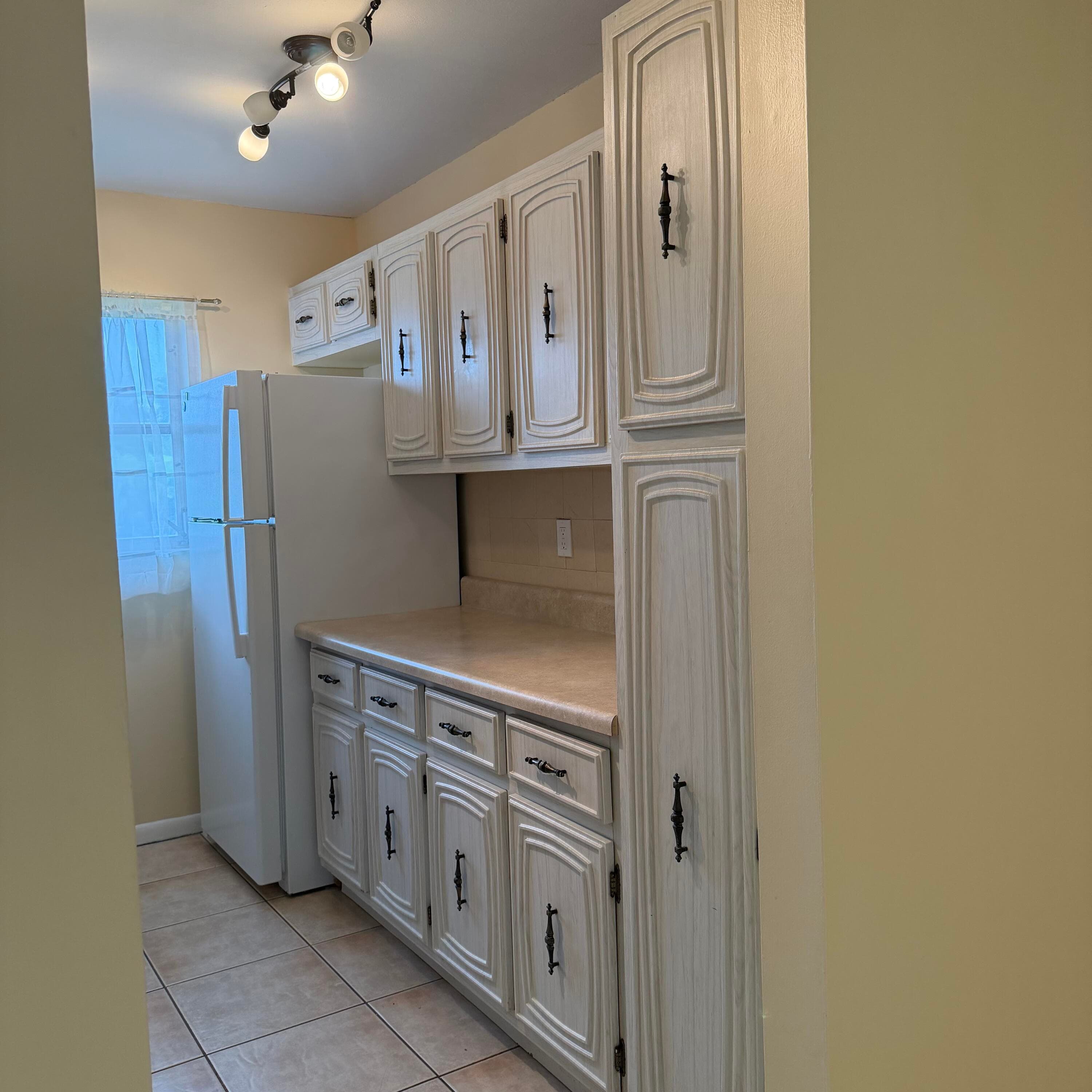 707 High Point Boulevard N Unit C, Delray Beach, FL 33445 — photo 7 of 20
