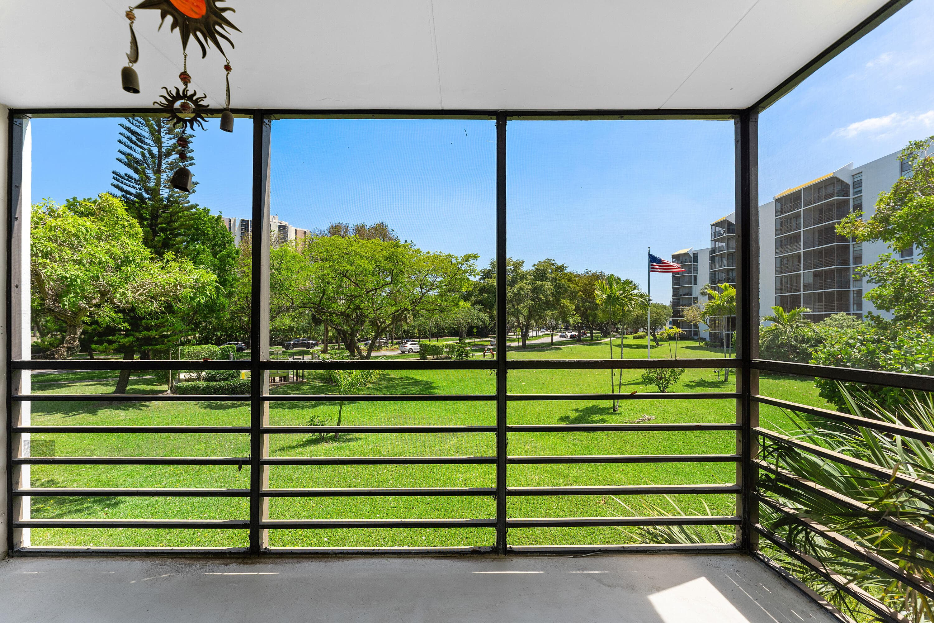 20500 W Country Club Drive 210, Aventura, FL 33180 — photo 24 of 41