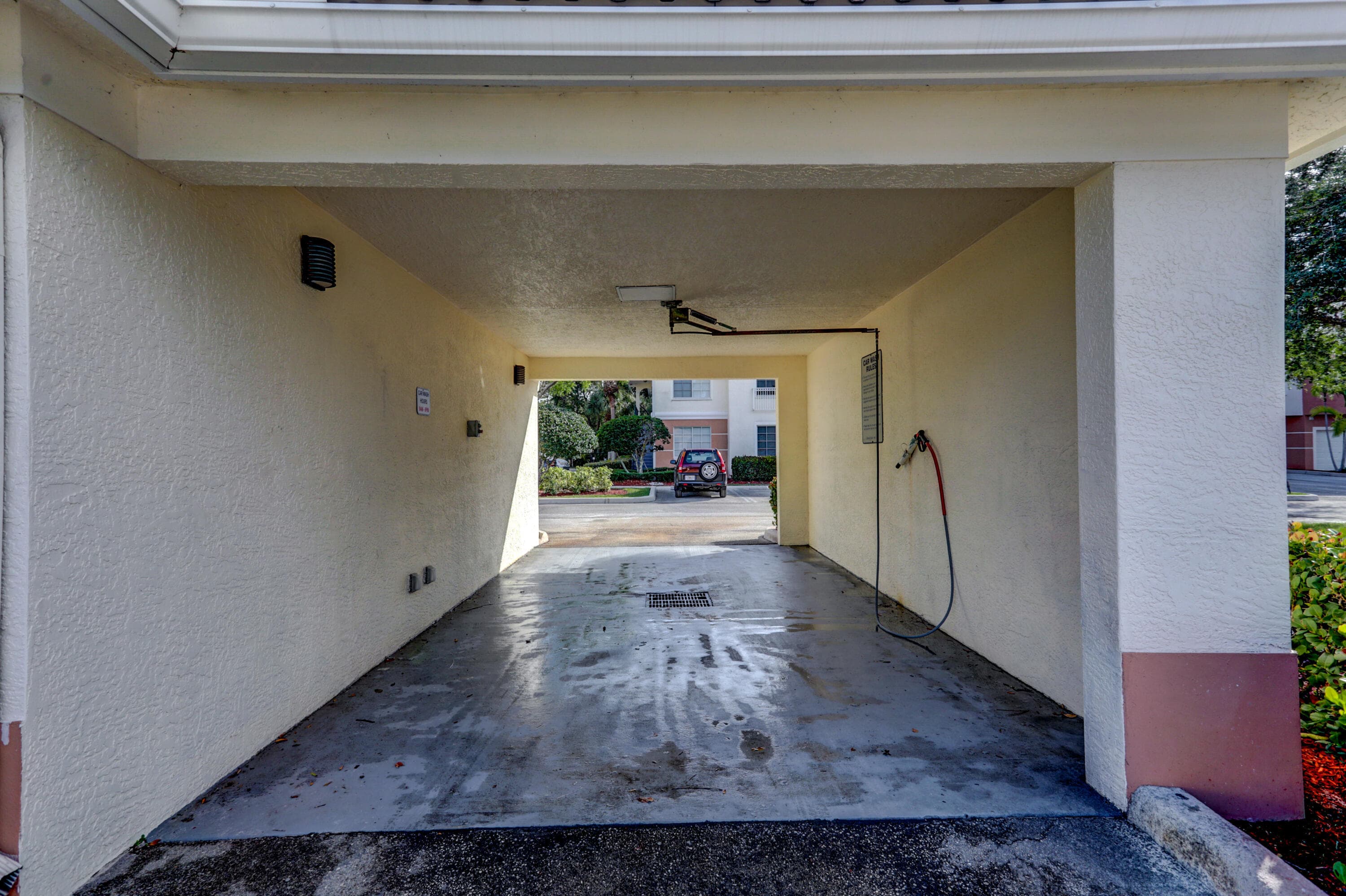 9303 W Myrtlewood Cir Circle W, Palm Beach Gardens, FL 33418 — photo 32 of 45
