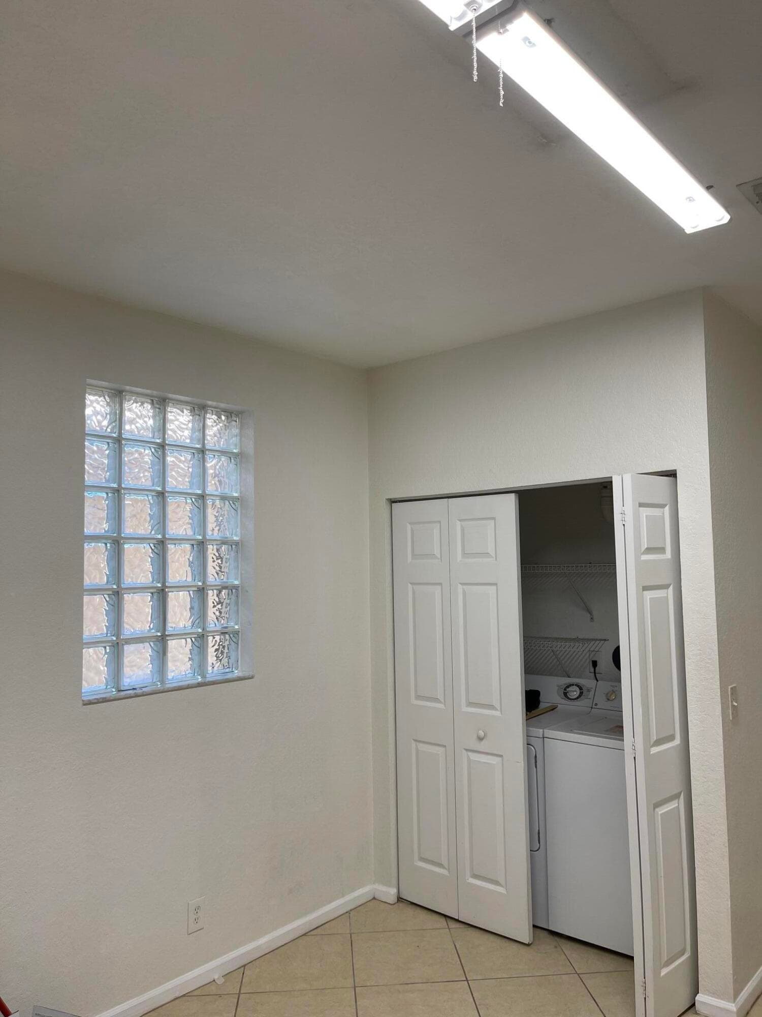 3909 Tree Top Drive 3909, Weston, FL 33332 — photo 5 of 16