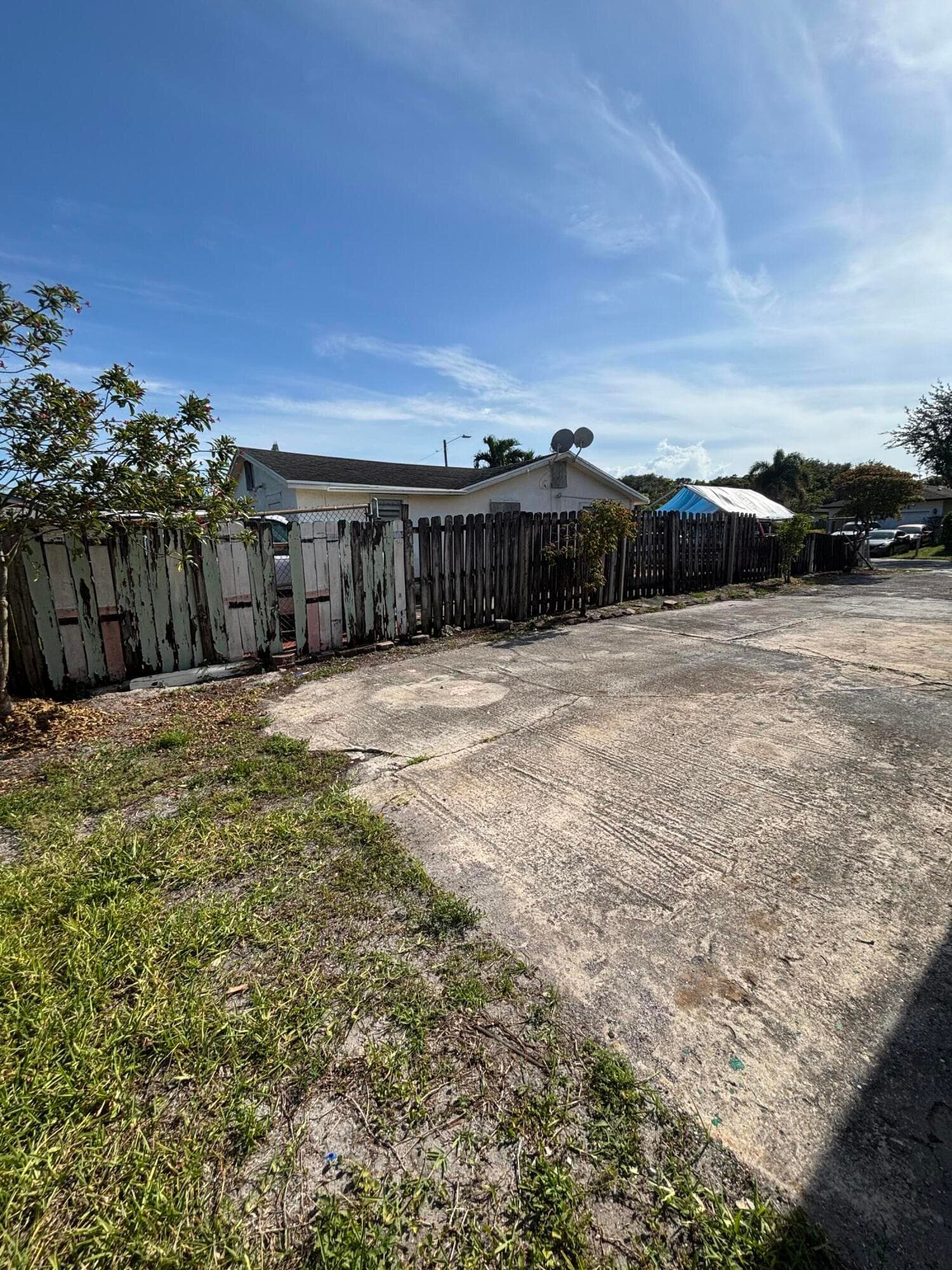328 Urquhart Street, Lake Worth Beach, FL 33461 — photo 30 of 33