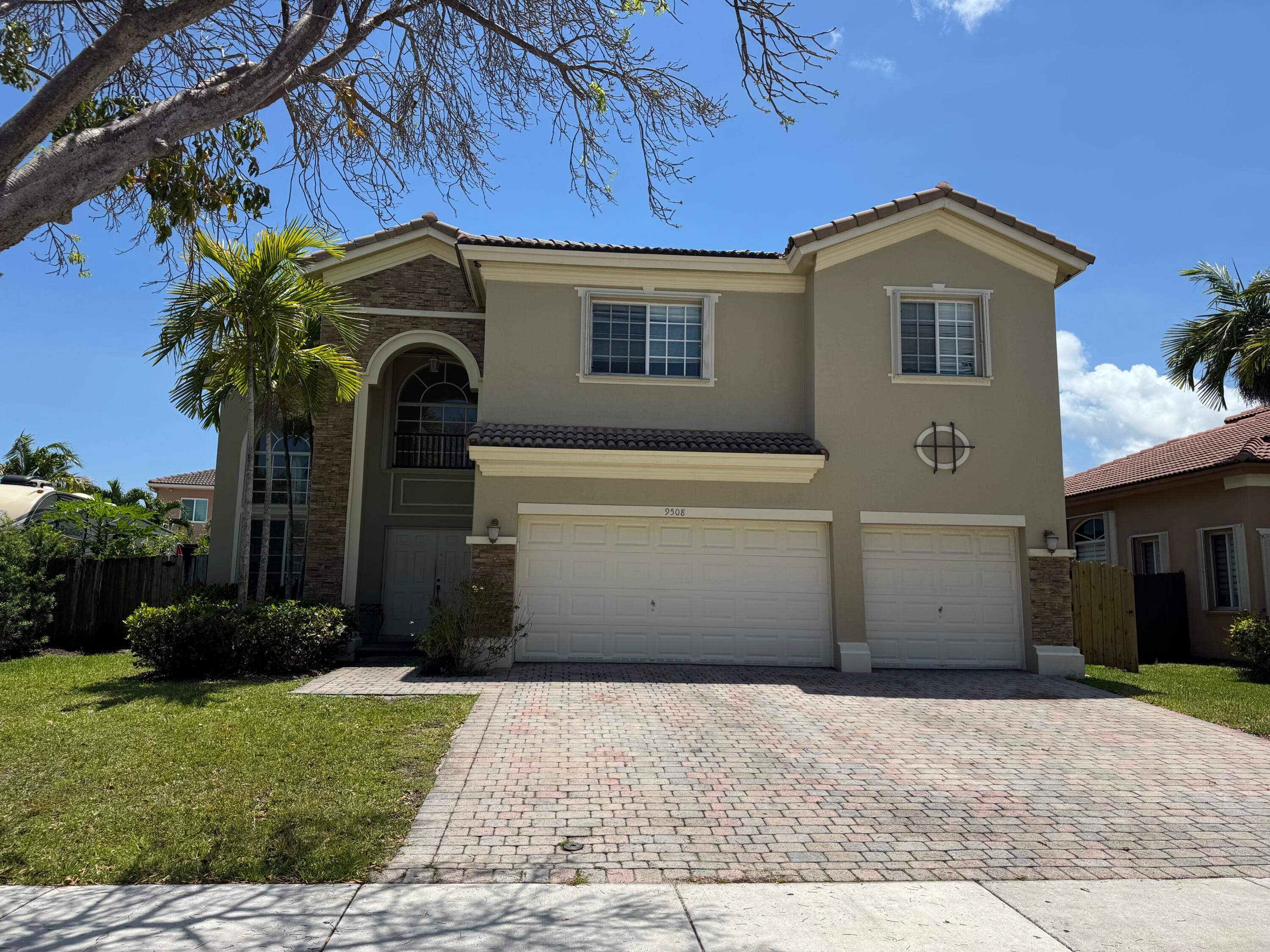 9508 SW 221st Lane, Cutler Bay, FL 33190 — photo