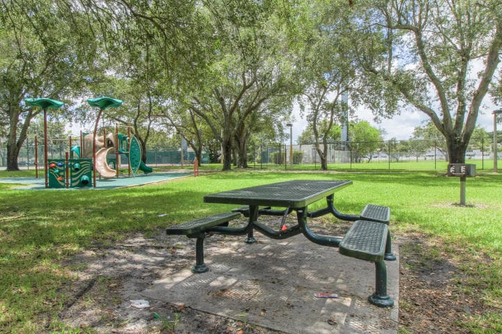2220 White Pine Circle B, Greenacres, FL 33415 — photo 31 of 33
