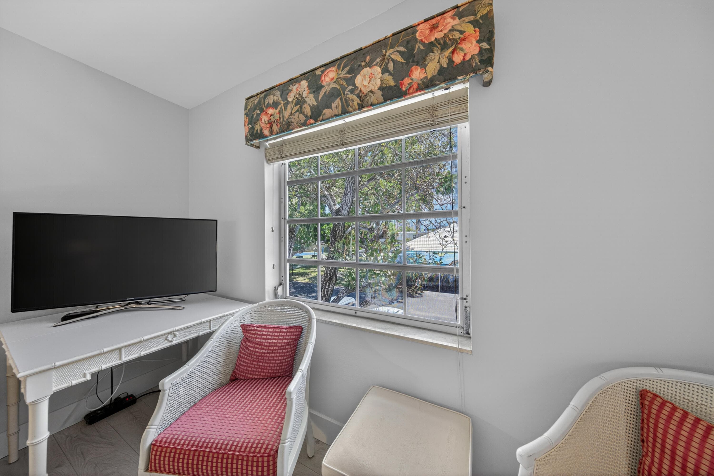 6429 Bay Club Drive 3, Fort Lauderdale, FL 33308 — photo 5 of 40