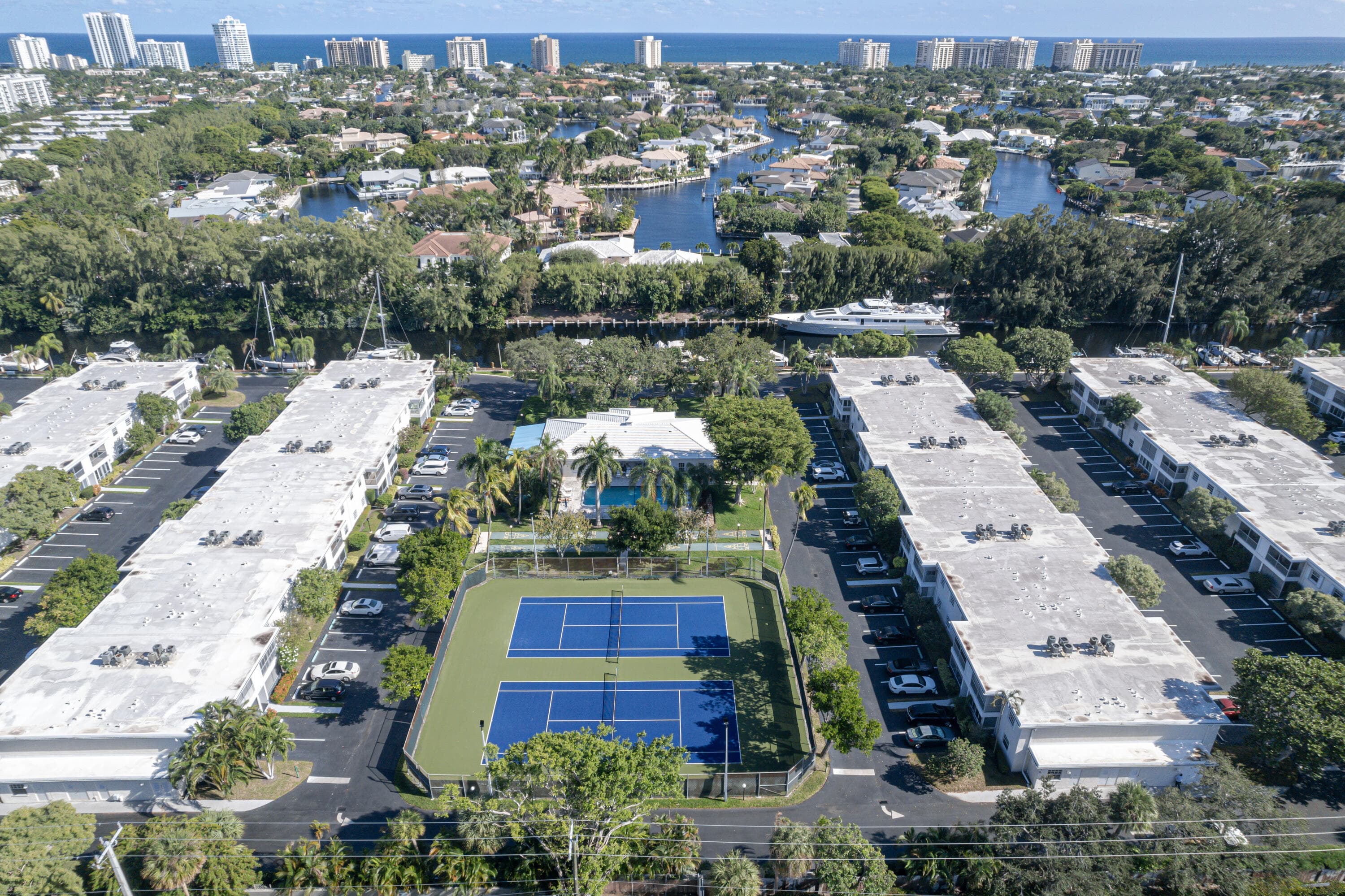 6429 Bay Club Drive 3, Fort Lauderdale, FL 33308 — photo 35 of 40