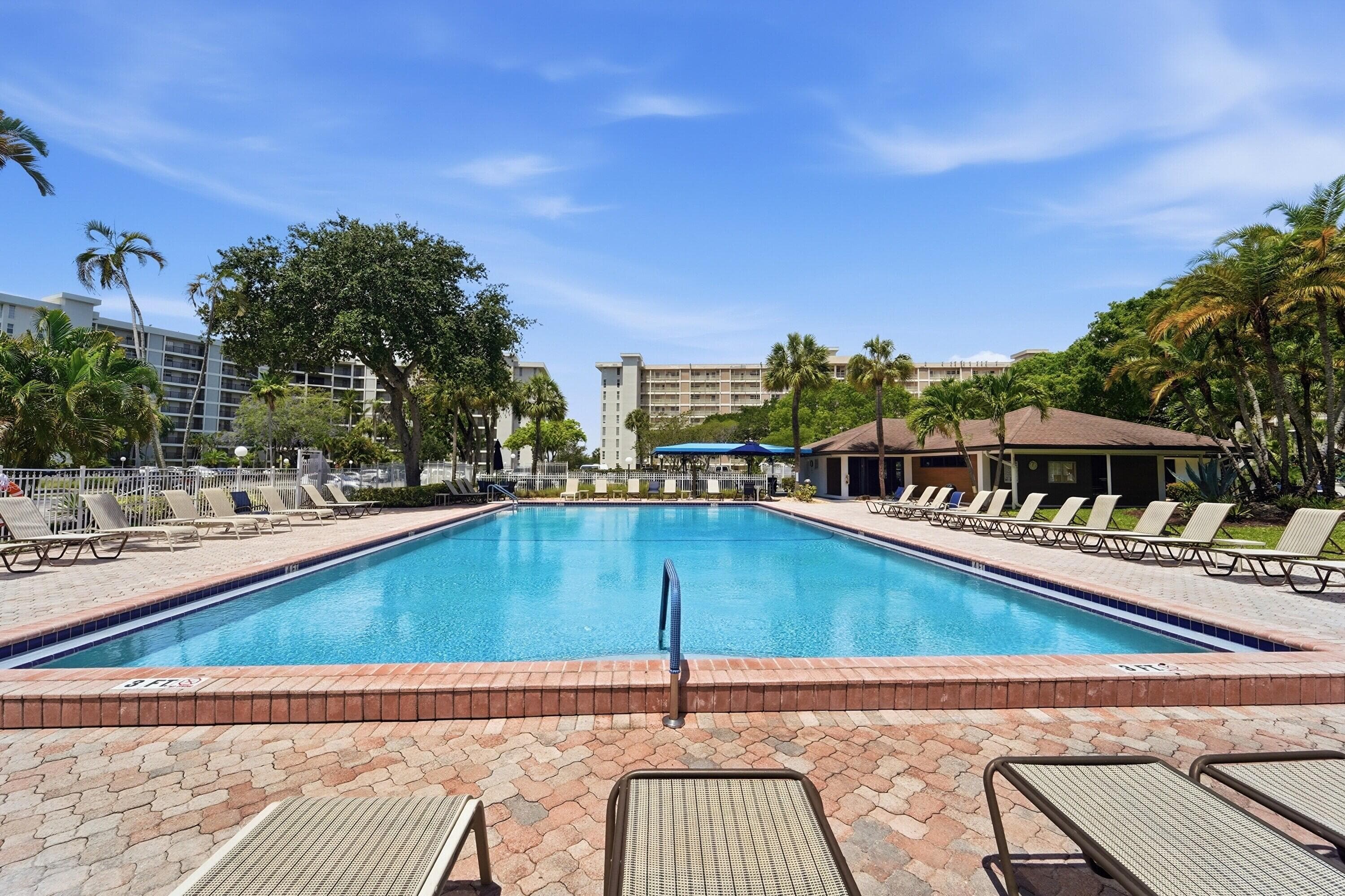 2681 S Course Drive 808, Pompano Beach, FL 33069 — photo 16 of 19