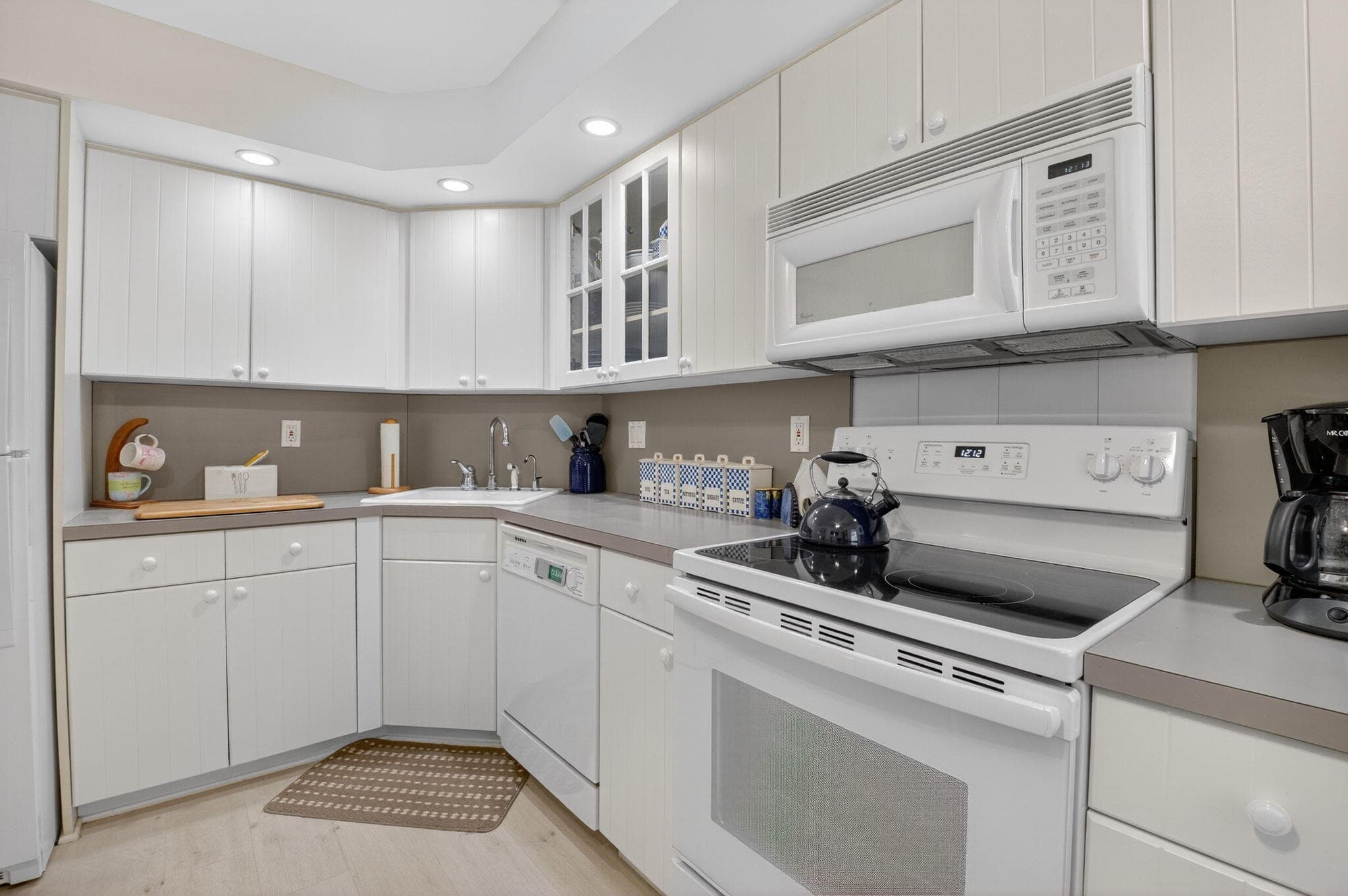 1 Harbourside Drive 4205, Delray Beach, FL 33483 — photo 21 of 97