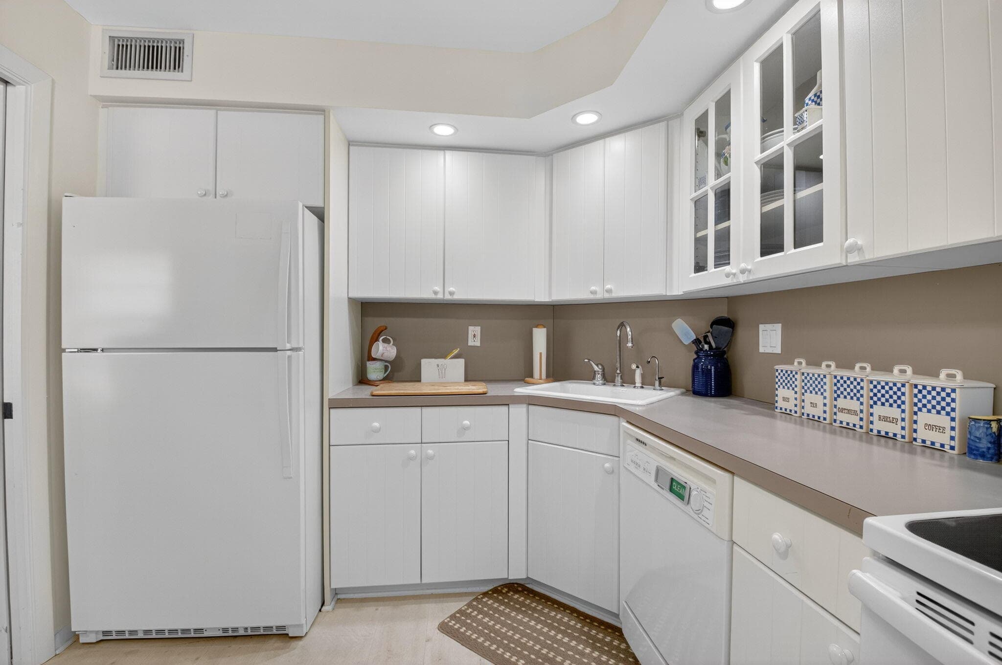 1 Harbourside Drive 4205, Delray Beach, FL 33483 — photo 22 of 97
