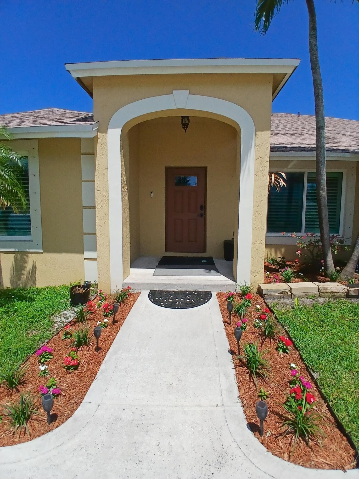 6640 Plymouth Drive N, Lake Worth, FL 33462 — photo 4 of 32