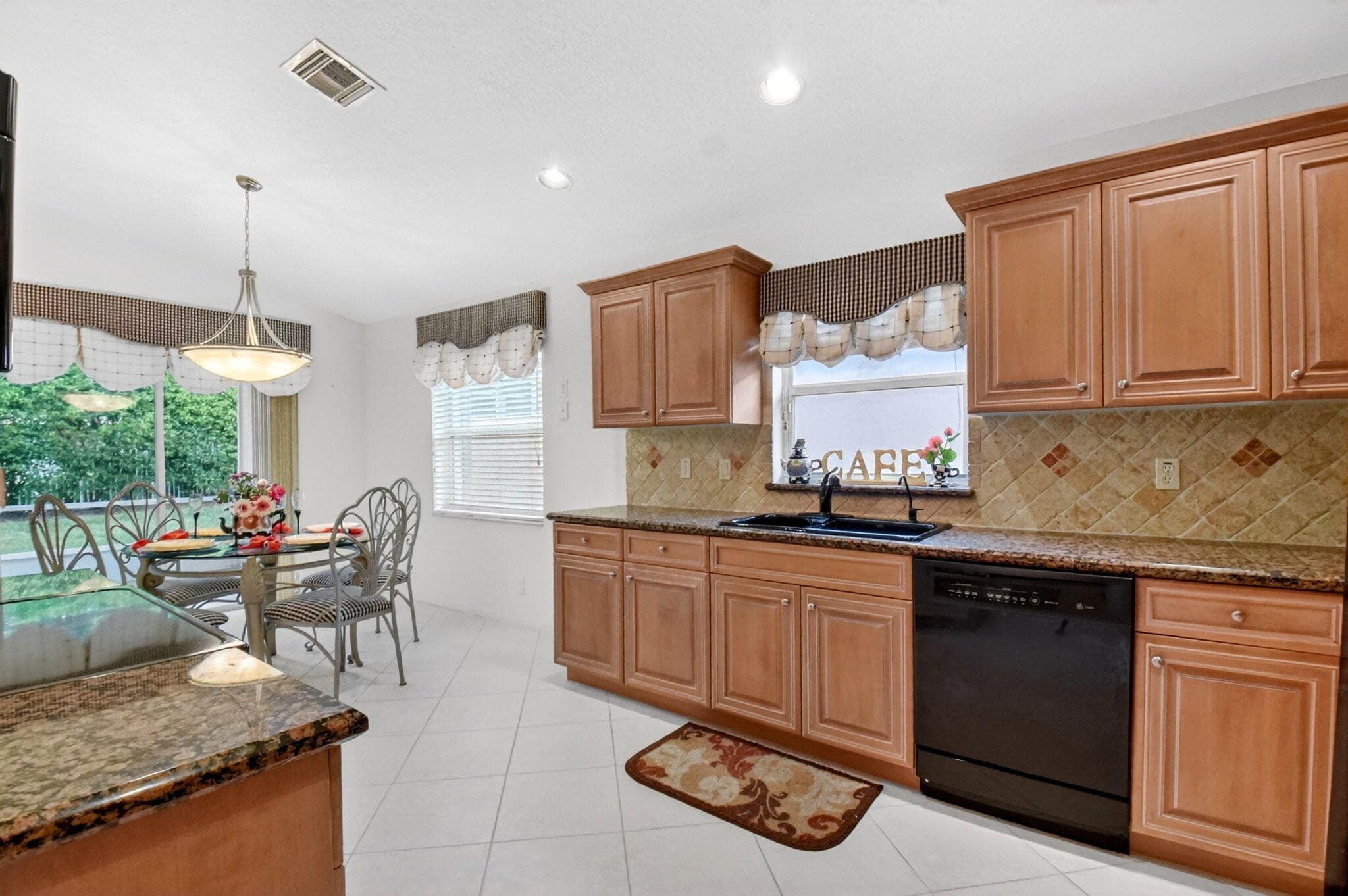 7565 Caprio Drive, Boynton Beach, FL 33472 — photo 18 of 37