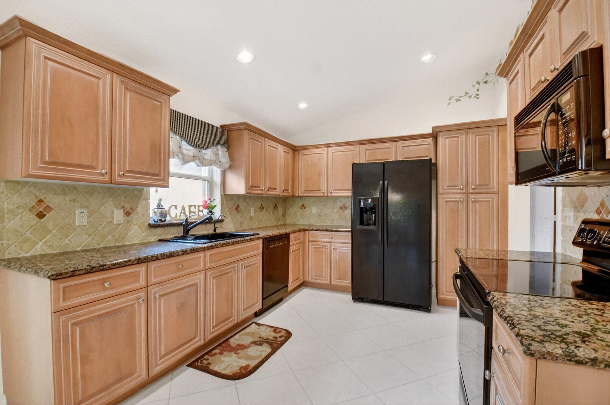 7565 Caprio Drive, Boynton Beach, FL 33472 — photo 17 of 37