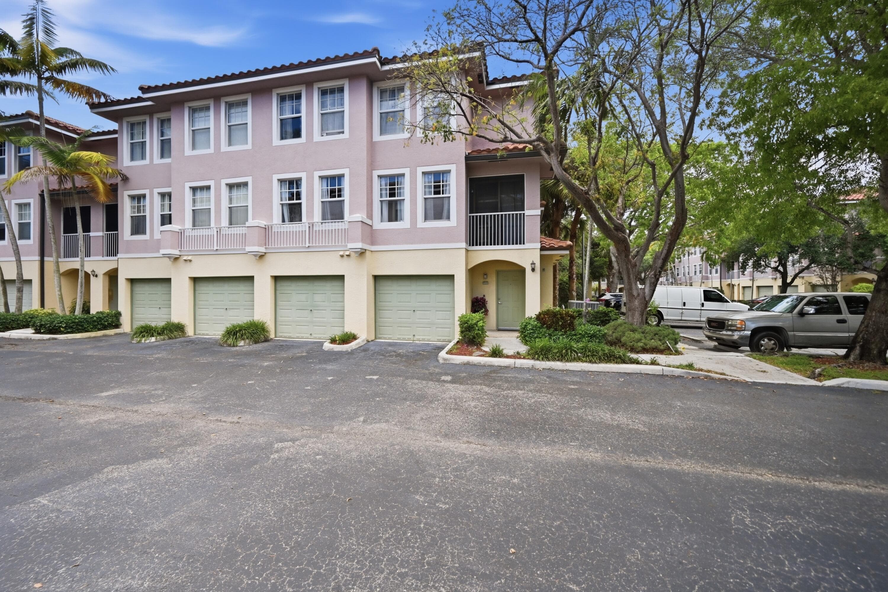 6450 W Sample Road 6450, Coral Springs, FL 33067 — photo 2 of 41