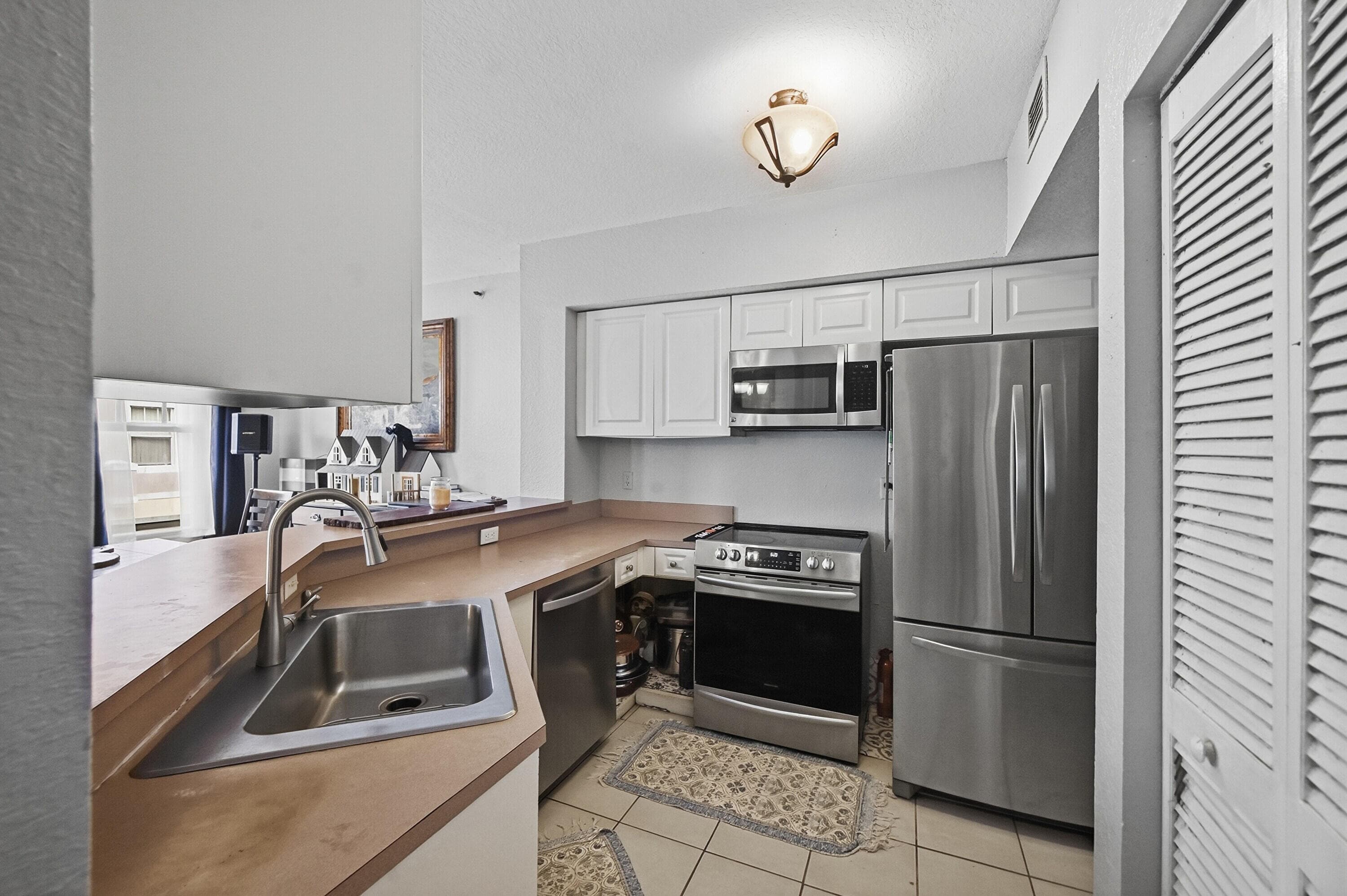 6450 W Sample Road 6450, Coral Springs, FL 33067 — photo 10 of 41