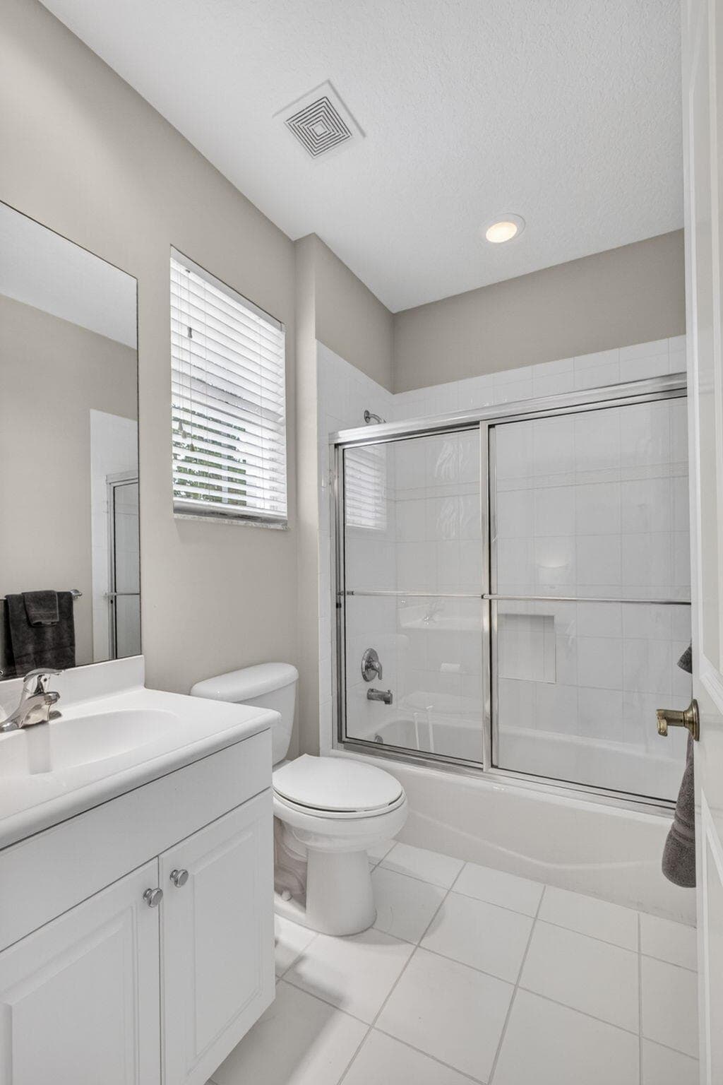 229 Andalusia Drive, Palm Beach Gardens, FL 33418 — photo 52 of 74