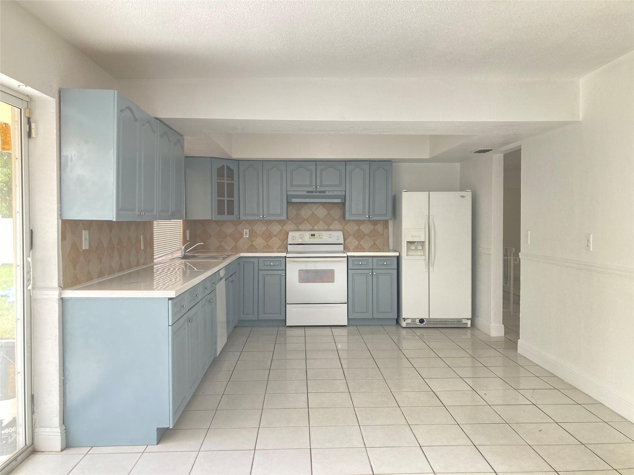 6230 SW 4th Place, Margate, FL 33068 — photo 7 of 25