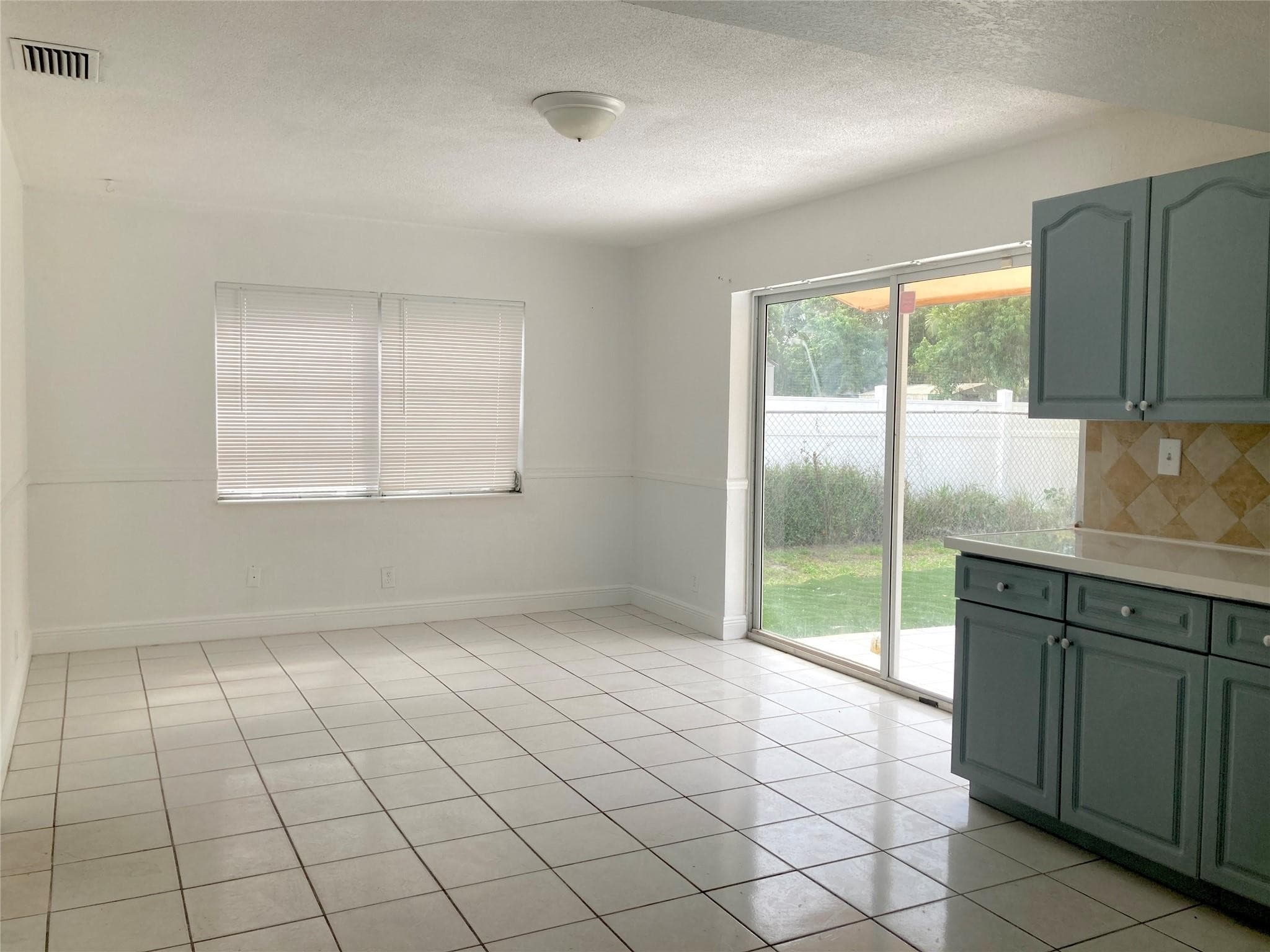 6230 SW 4th Place, Margate, FL 33068 — photo 10 of 25
