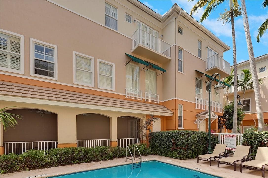 180 NE 6th Avenue F, Delray Beach, FL 33483 — photo 16 of 16