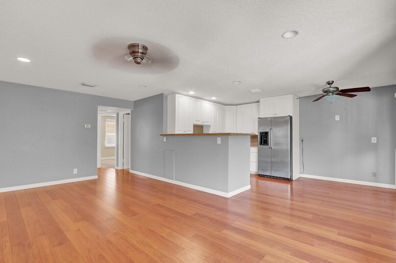 312 Southwind Drive 207, North Palm Beach, FL 33408 — photo 3 of 23