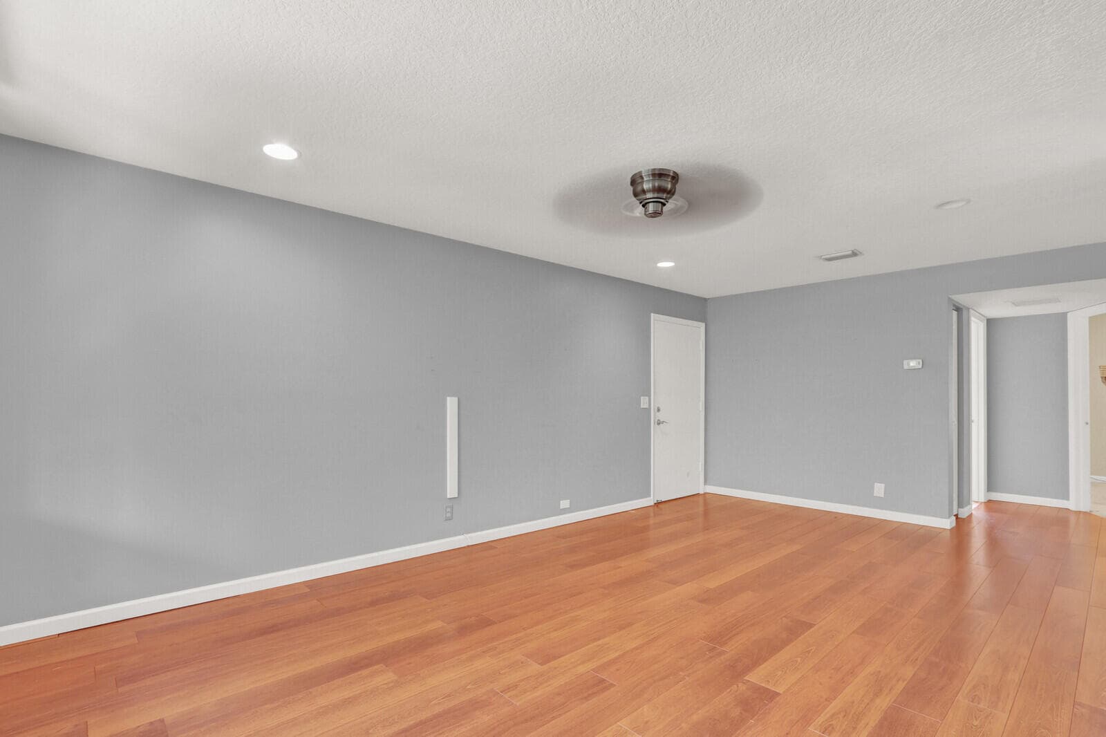312 Southwind Drive 207, North Palm Beach, FL 33408 — photo 4 of 23
