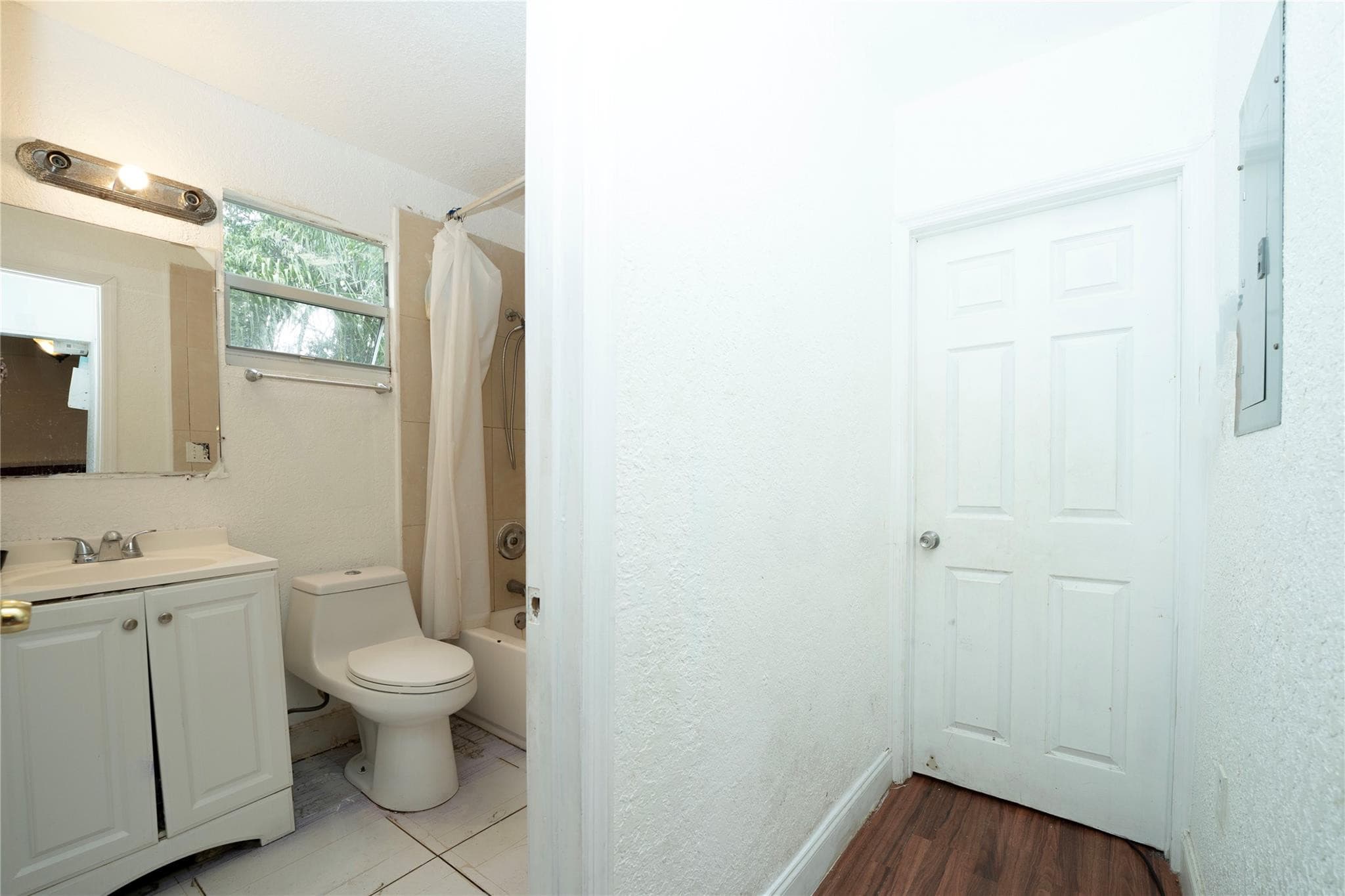 624 51st Street, West Palm Beach, FL 33407 — photo 32 of 54