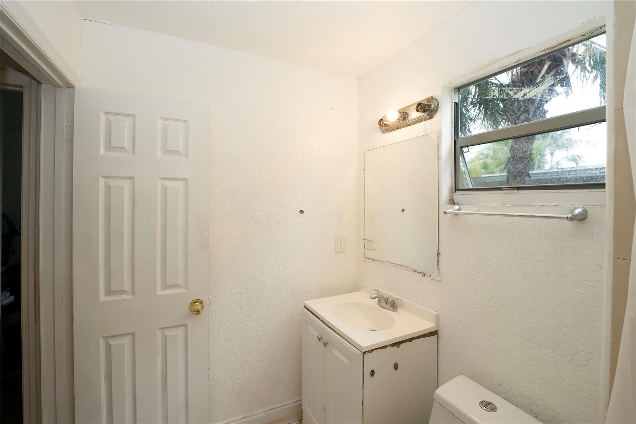 624 51st Street, West Palm Beach, FL 33407 — photo 36 of 54