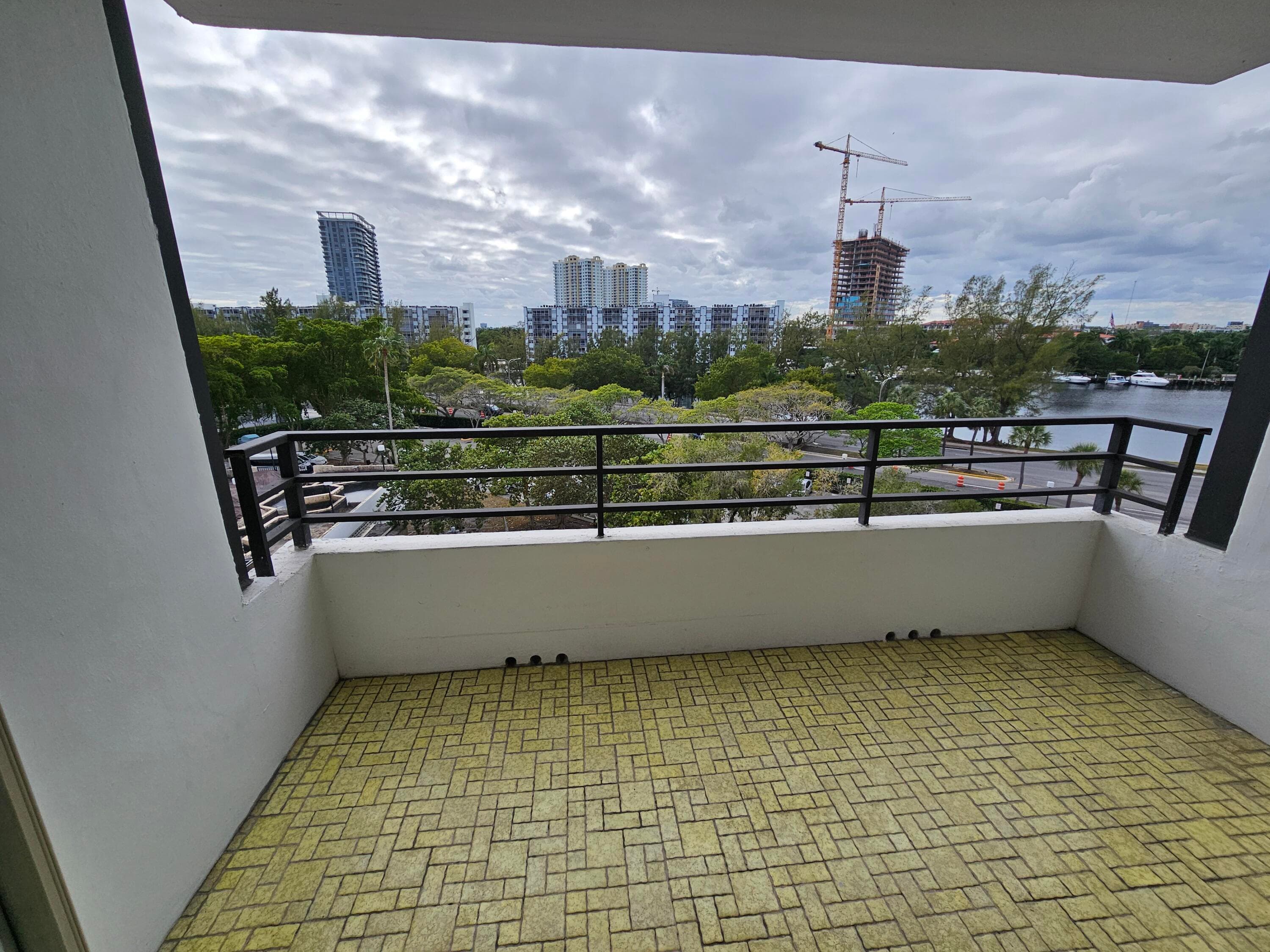 500 Three Islands Boulevard 213, Hallandale Beach, FL 33009 — photo 17 of 22
