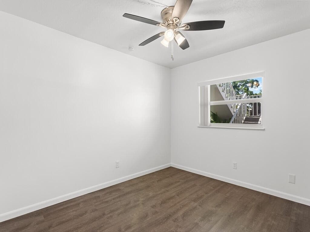1166 6th Avenue C5, Vero Beach, FL 32960 — photo 23 of 35