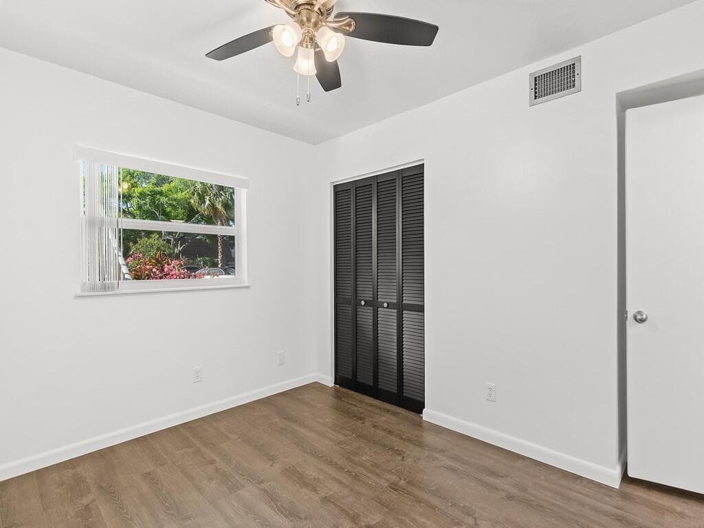 1166 6th Avenue C5, Vero Beach, FL 32960 — photo 25 of 35