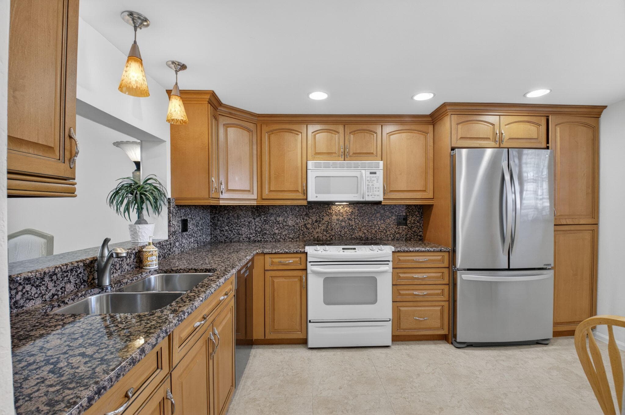 555 Banyan Tree Lane 307, Delray Beach, FL 33483 — photo 8 of 72