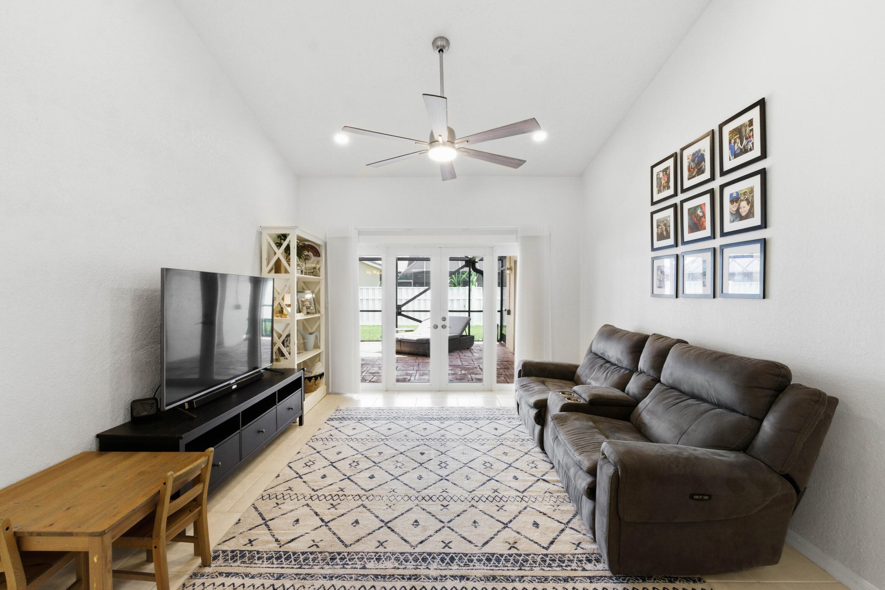 7215 NW 43rd Street, Coral Springs, FL 33065 — photo 4 of 38