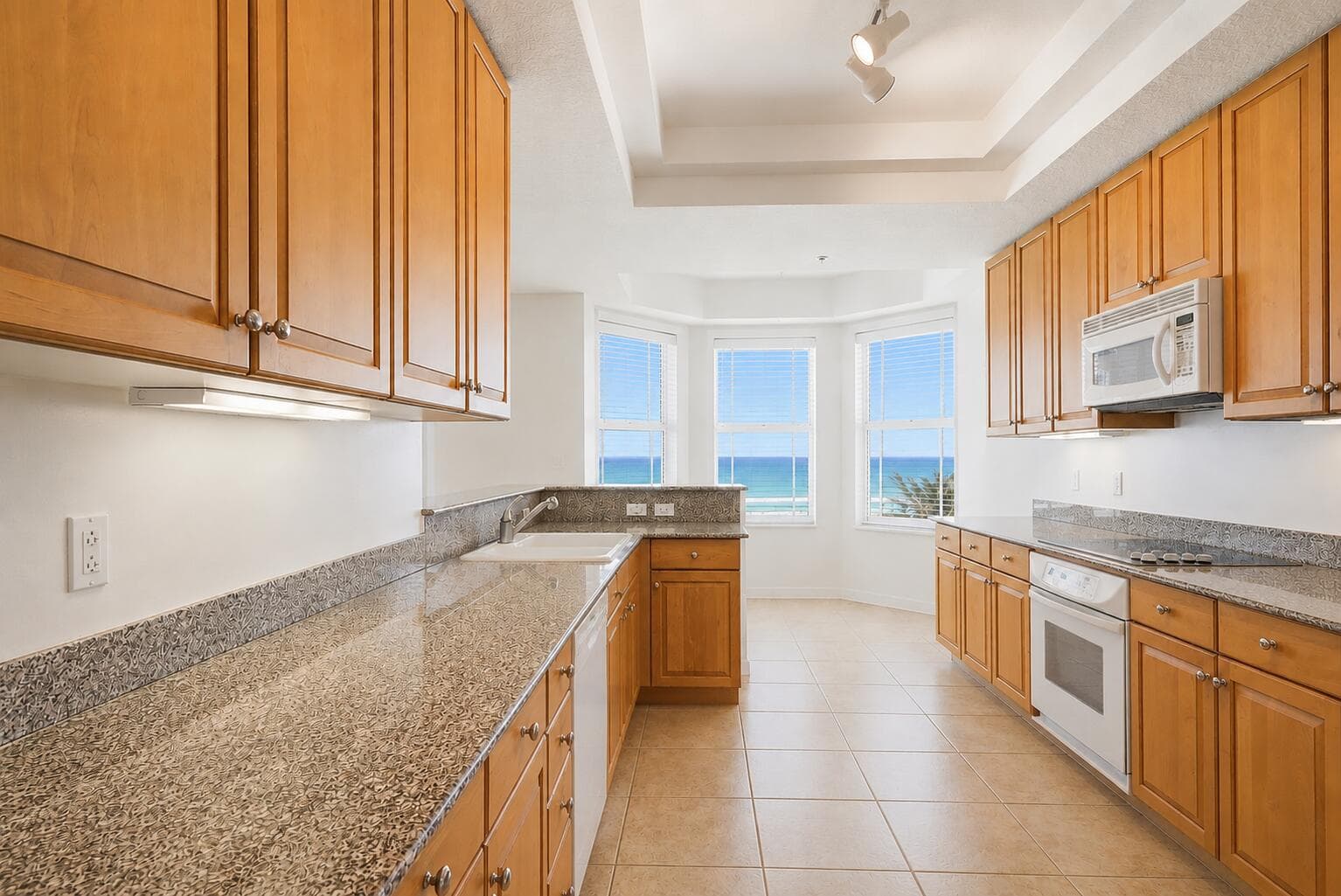 131 Ocean Grande Boulevard 703, Jupiter, FL 33477 — photo 23 of 82