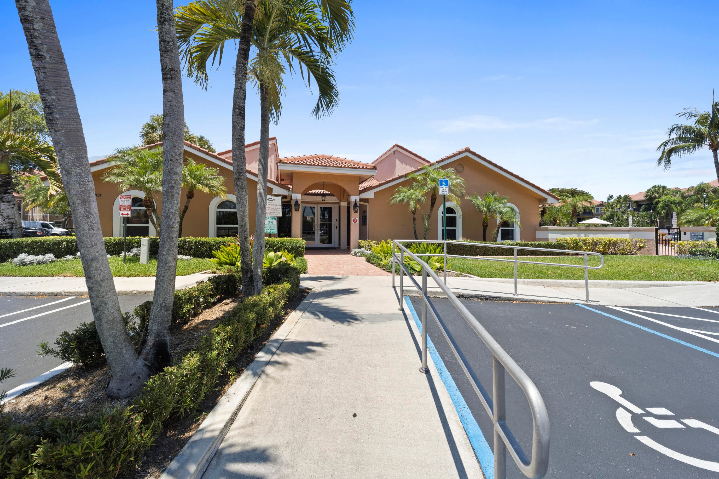 8851 Wiles Road Apt 304, Coral Springs, FL 33067 — photo 24 of 63