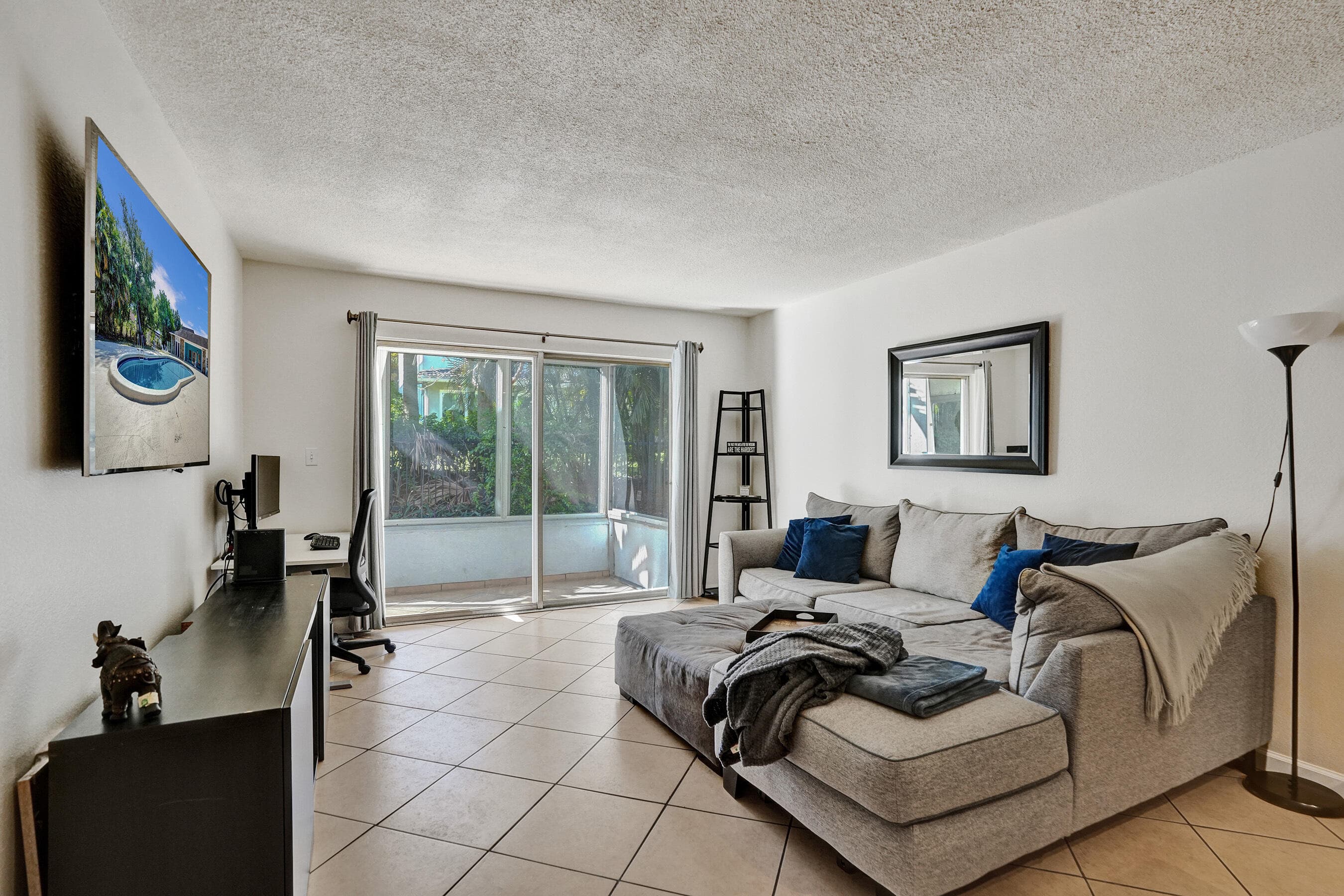 1400 Tallwood Avenue 107, Hollywood, FL 33021 — photo 4 of 57