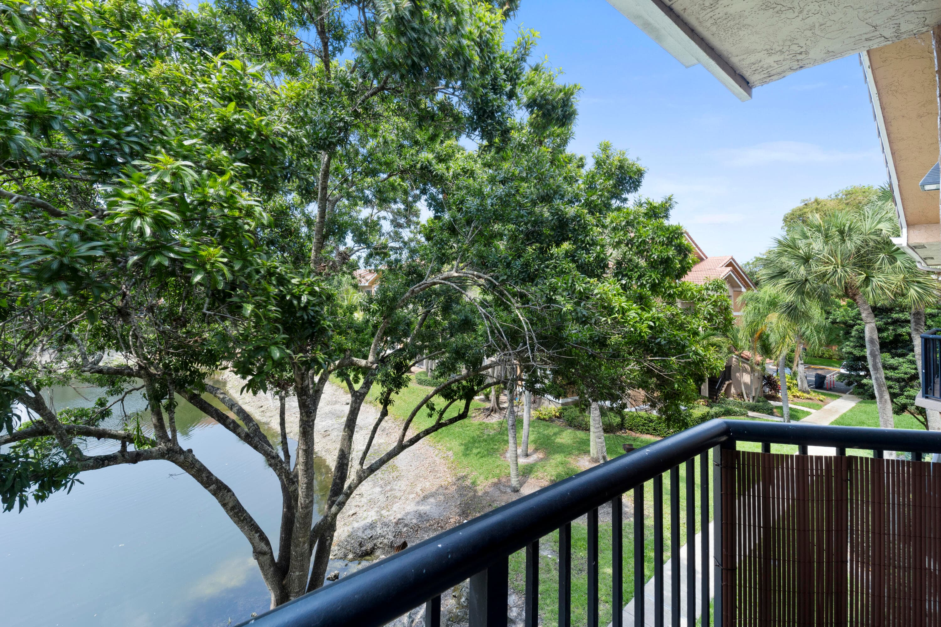 8851 Wiles Road Apt 304, Coral Springs, FL 33067 — photo 40 of 63