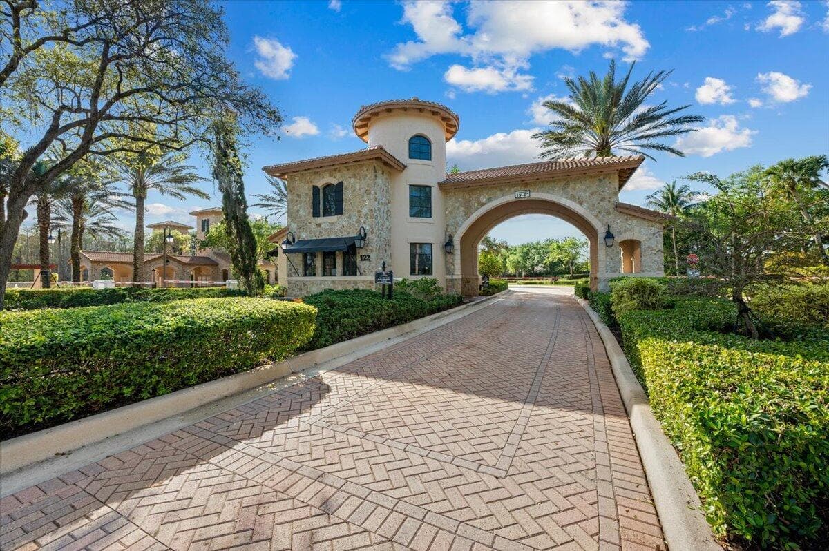 222 Tresana Boulevard 44, Jupiter, FL 33478 — photo 1 of 1