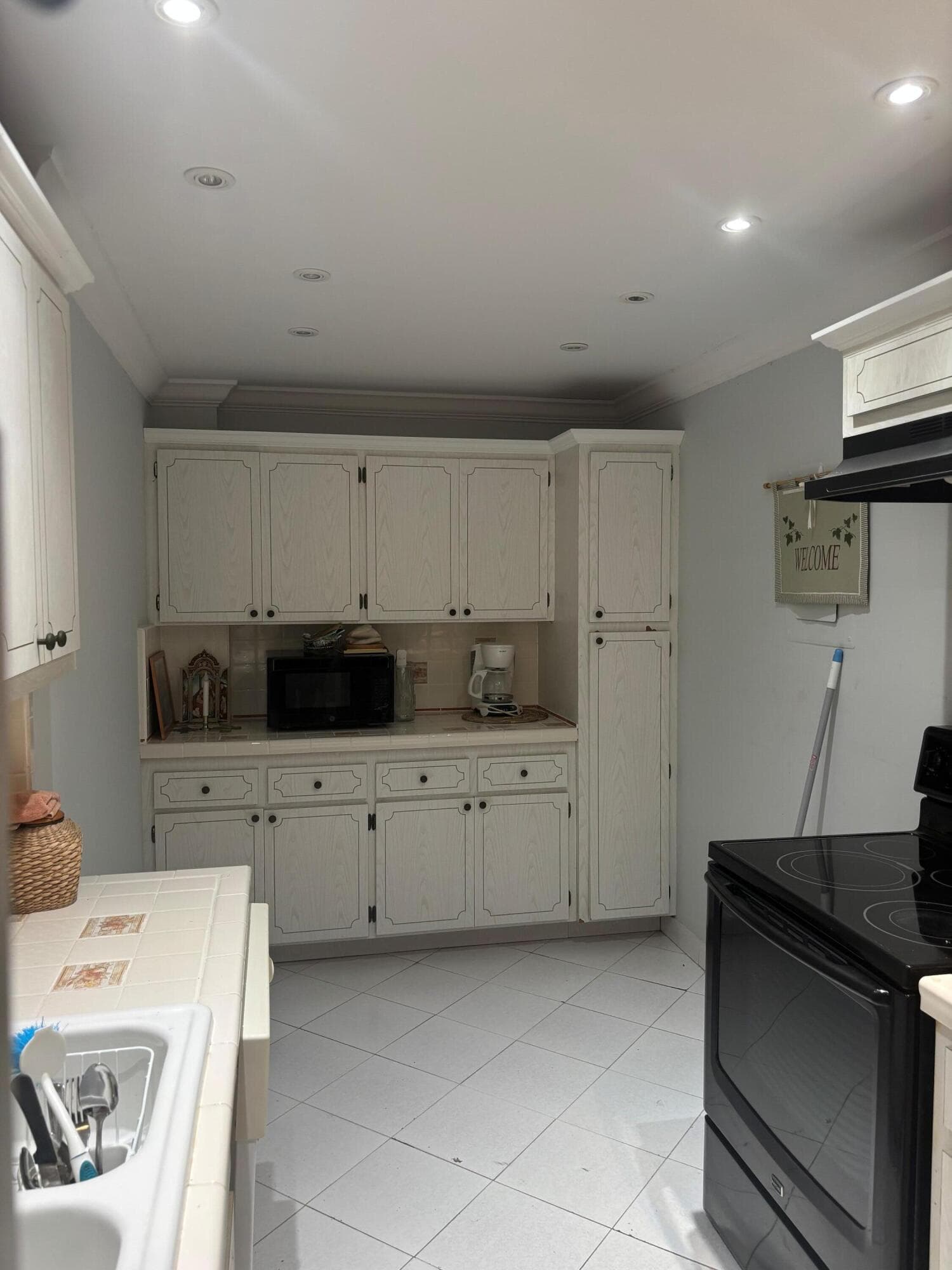 4350 Hillcrest Drive 704, Hollywood, FL 33021 — photo 4 of 21