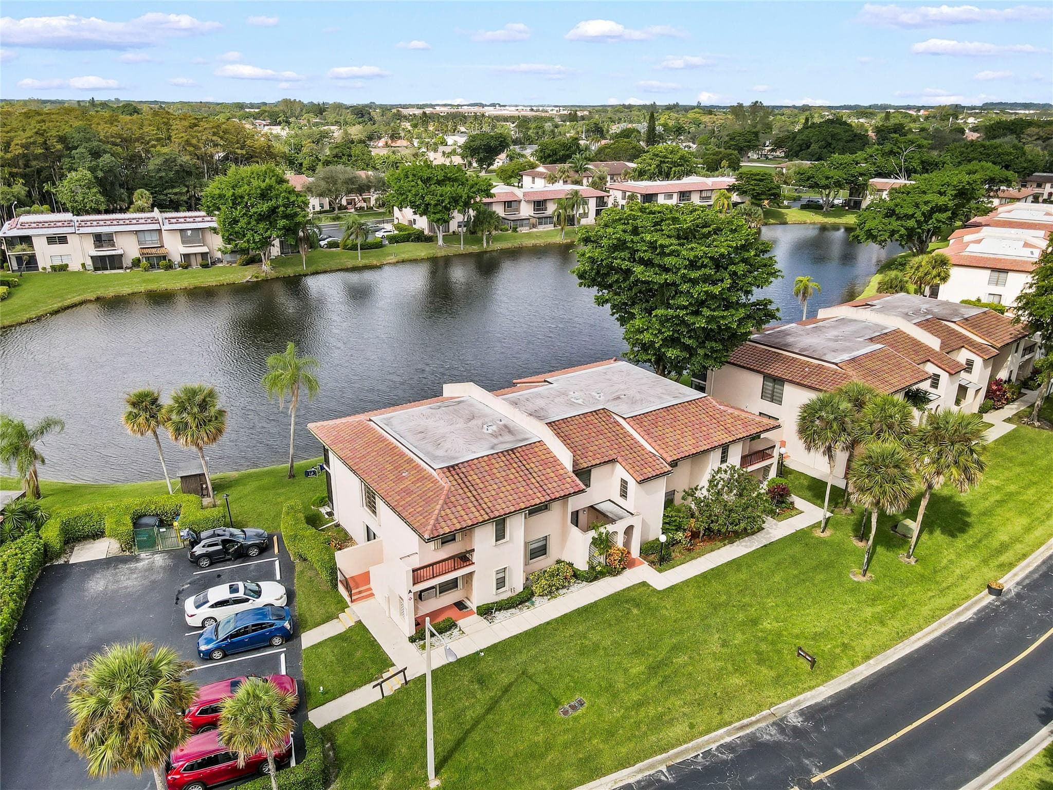 21649 Juego Circle 4 E, Boca Raton, FL 33433 — photo 5 of 26