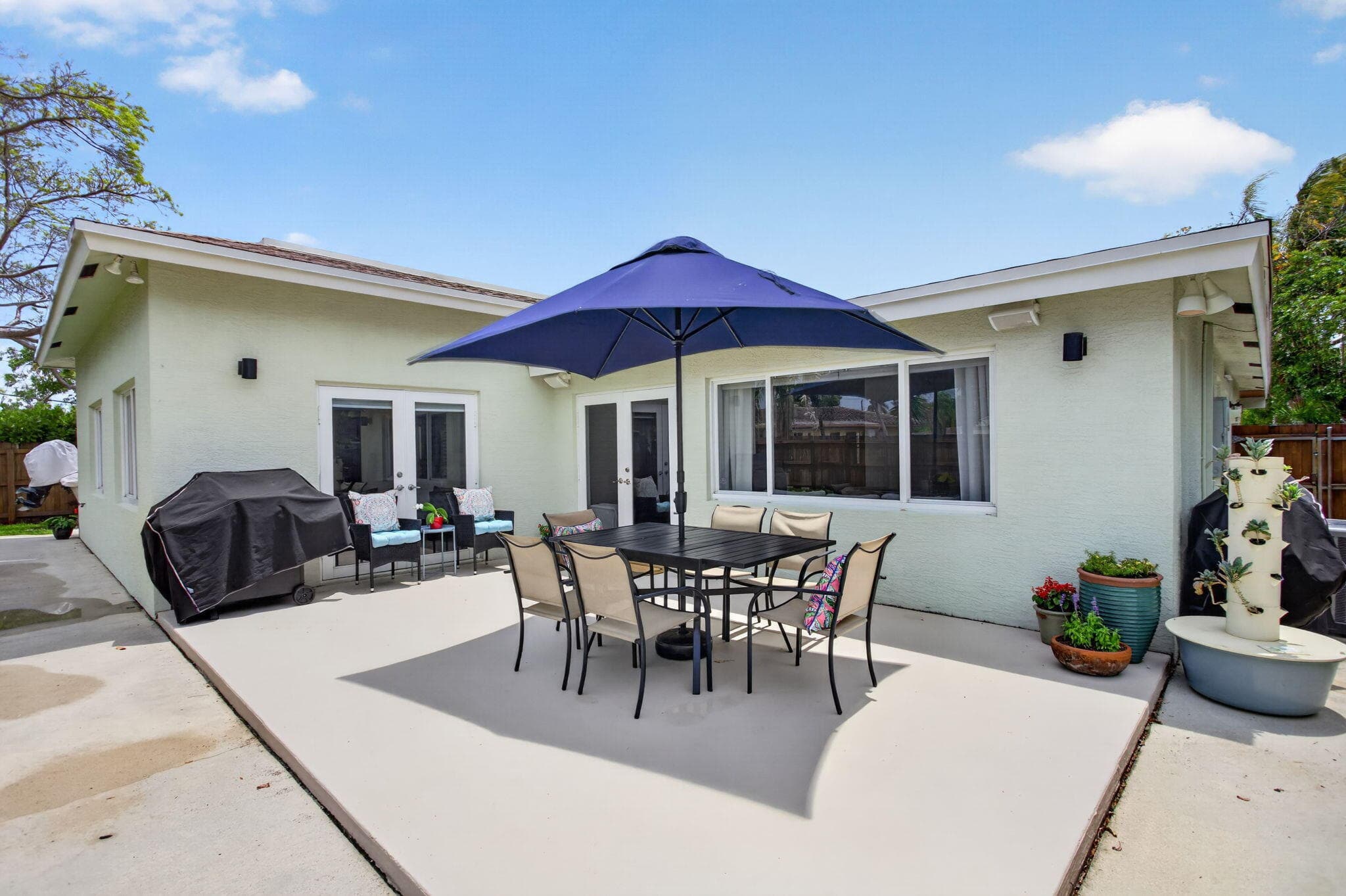 451 NE 48th Court, Oakland Park, FL 33334 — photo 36 of 45