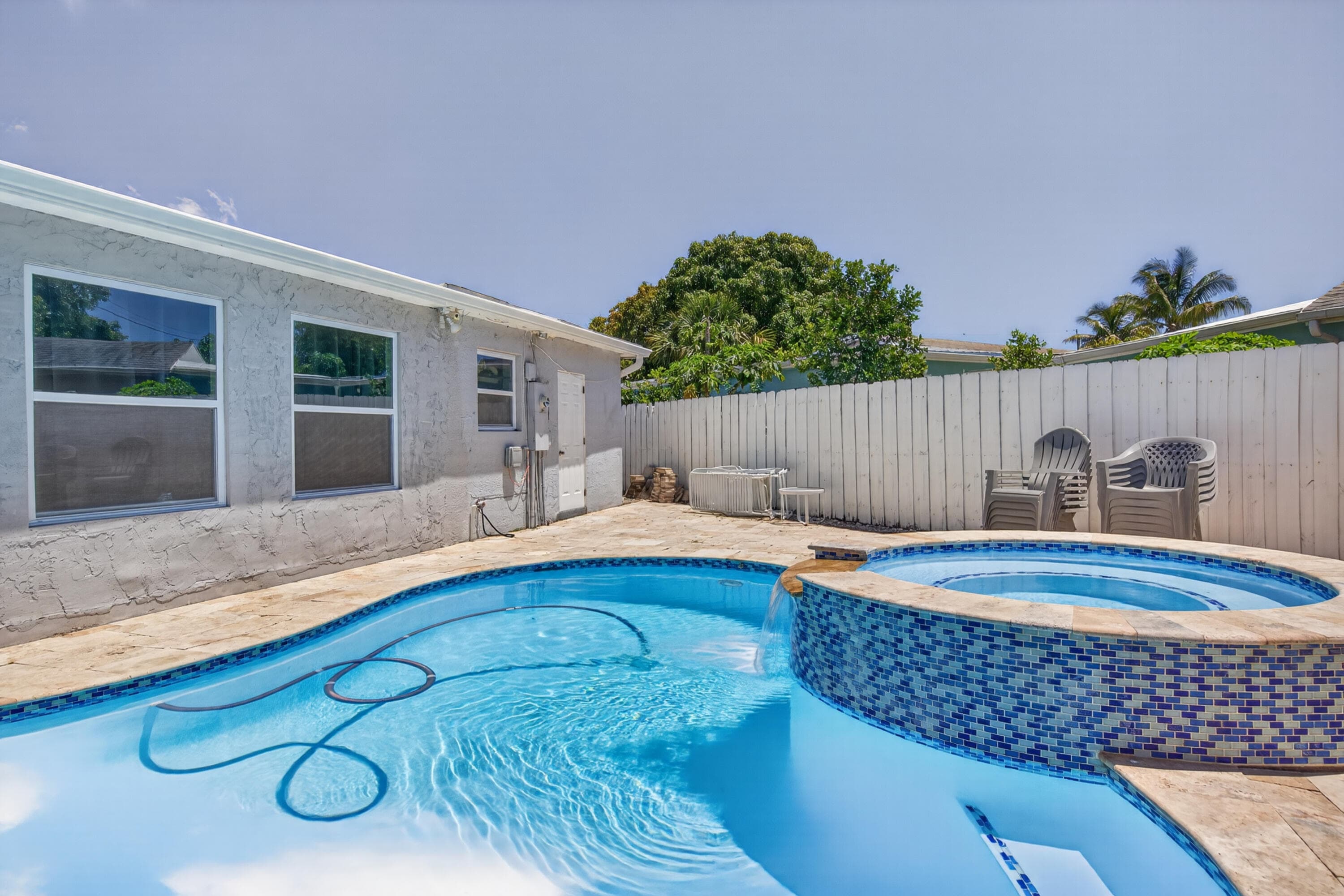 650 NW 38th Place, Deerfield Beach, FL 33064 — photo 4 of 44