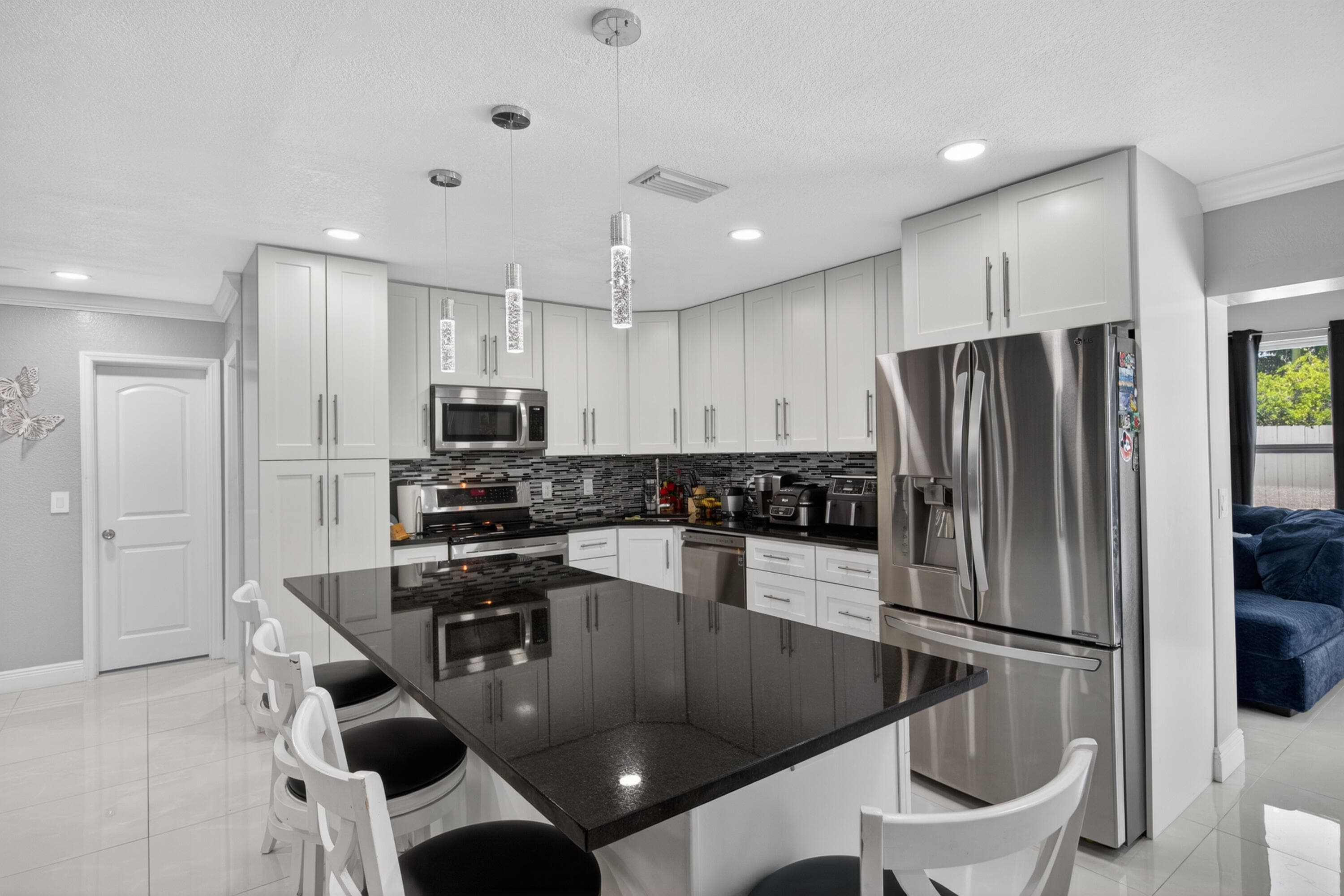 650 NW 38th Place, Deerfield Beach, FL 33064 — photo 30 of 44