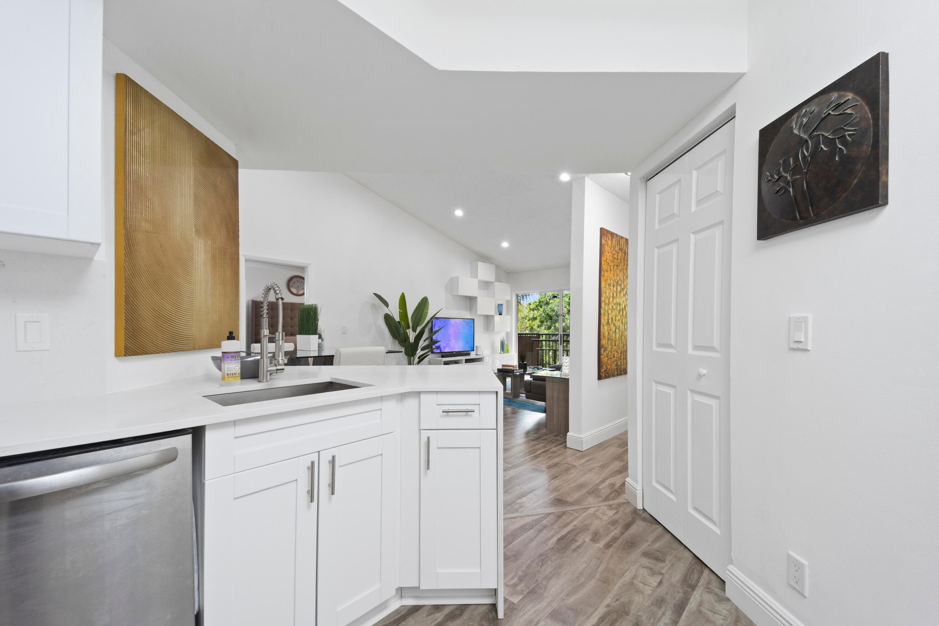 8851 Wiles Road Apt 304, Coral Springs, FL 33067 — photo 27 of 63