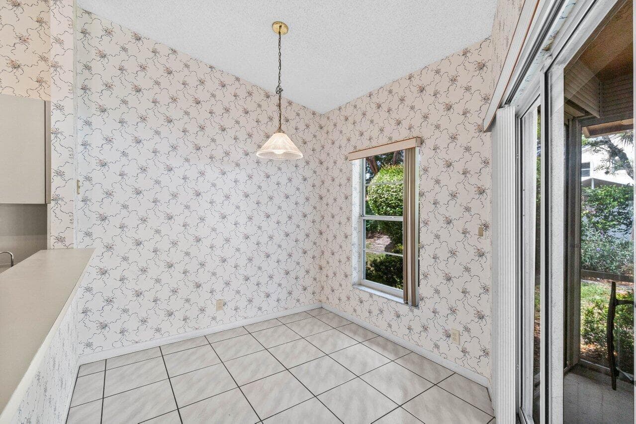 10001 Country Brook Road, Boca Raton, FL 33428 — photo 10 of 25