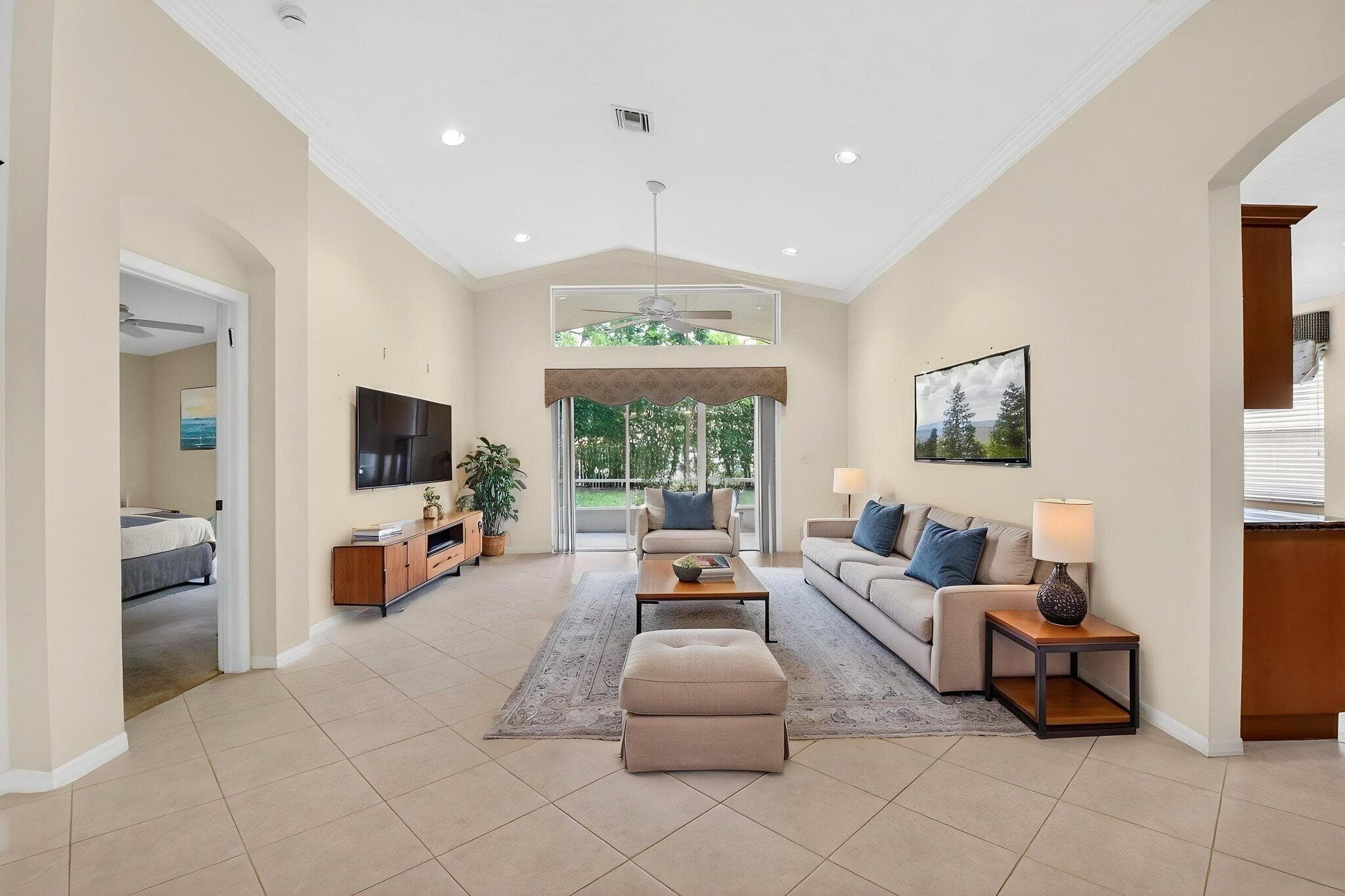 7565 Caprio Drive, Boynton Beach, FL 33472 — photo 8 of 37
