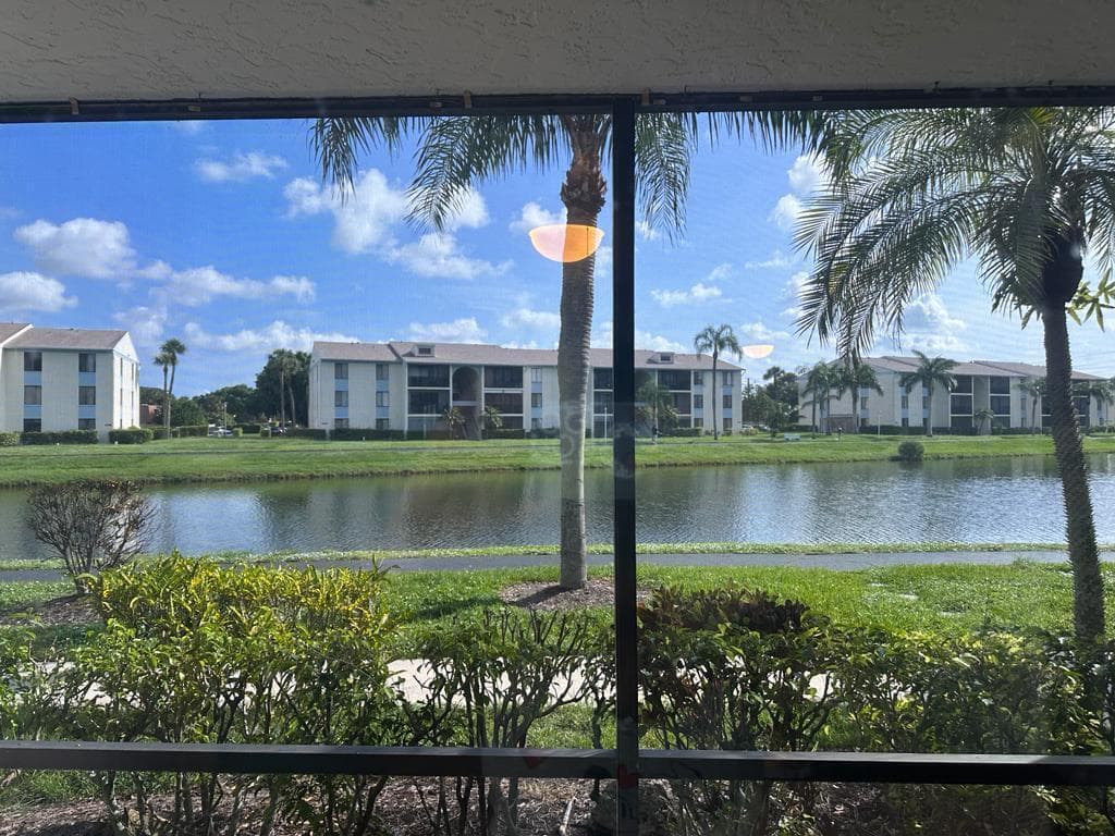 1102 Green Pine Boulevard B1, West Palm Beach, FL 33409 — photo