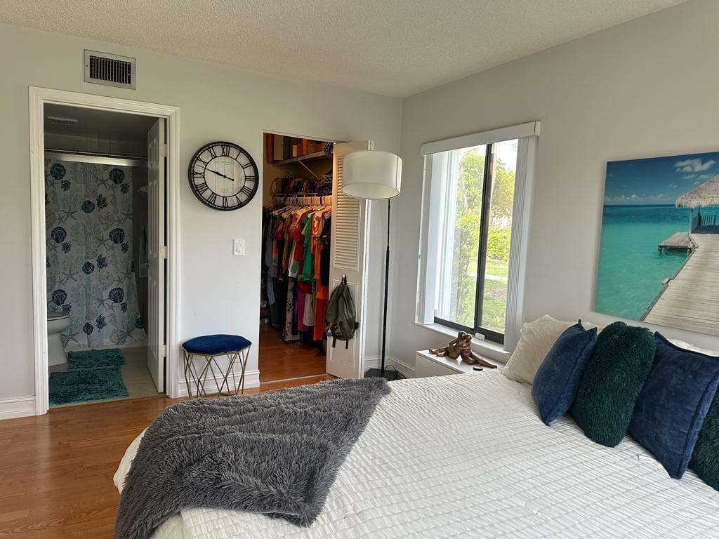 1102 Green Pine Boulevard B1, West Palm Beach, FL 33409 — photo 9 of 36