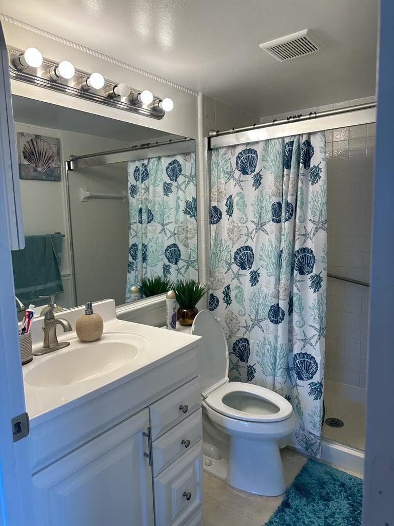 1102 Green Pine Boulevard B1, West Palm Beach, FL 33409 — photo 11 of 36