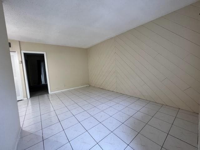 1407 NE 56th Street 312, Fort Lauderdale, FL 33334 — photo 6 of 15