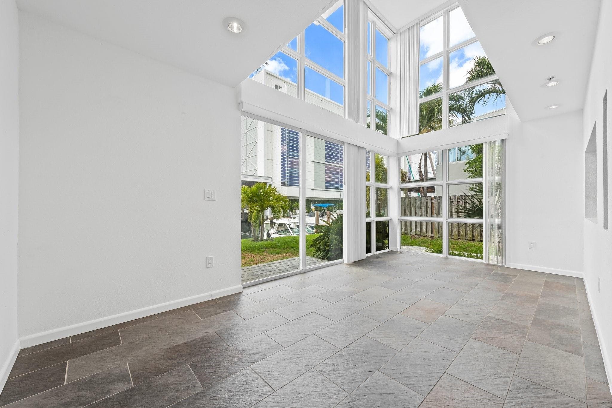 1490 SE 15th Street 104, Fort Lauderdale, FL 33316 — photo 4 of 16