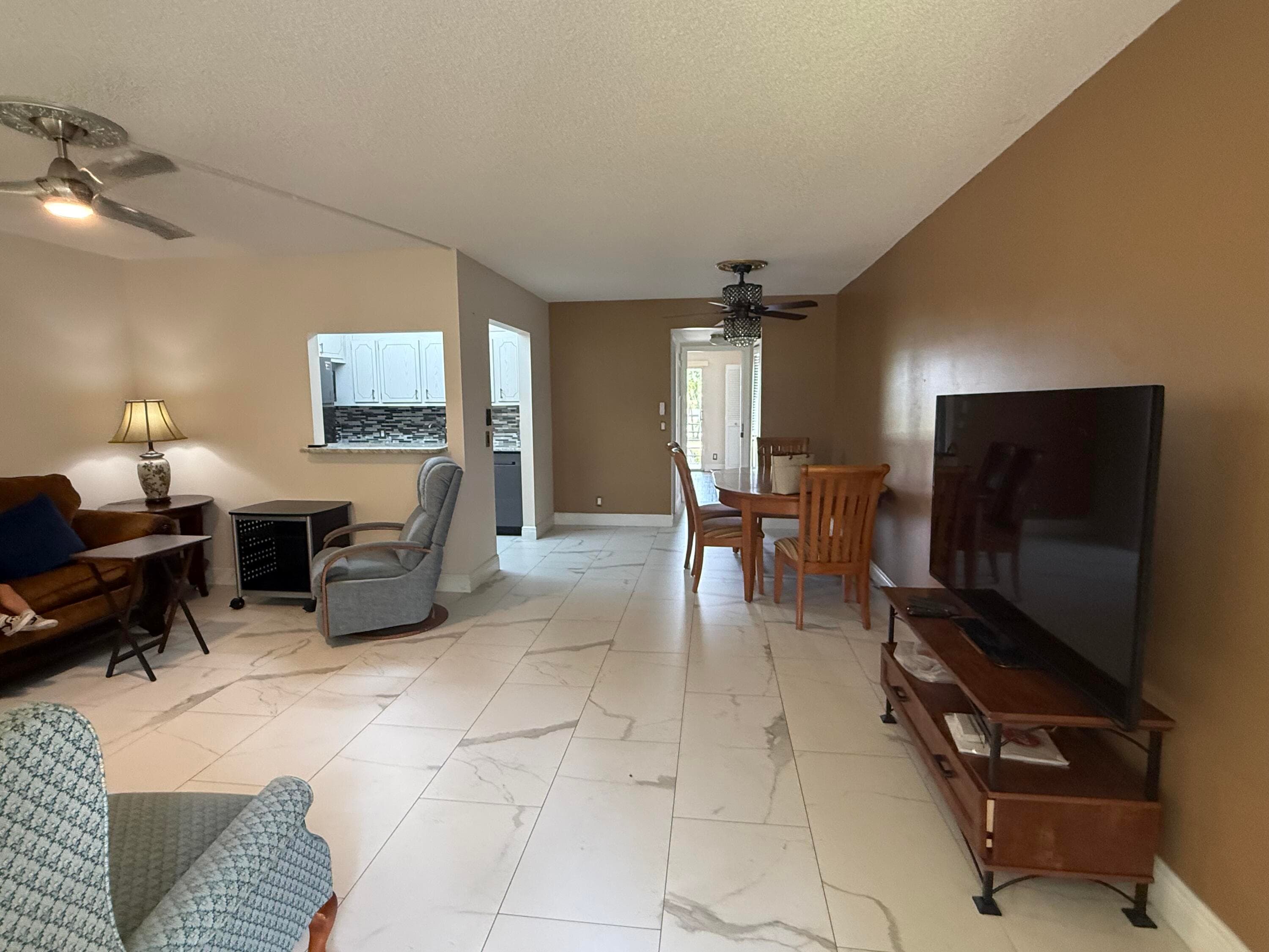 314 Dorset H, Boca Raton, FL 33434 — photo 1 of 10